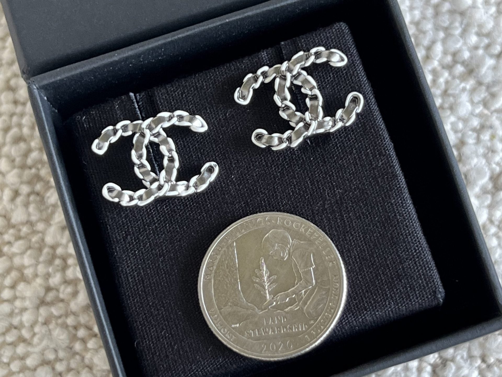 CHANEL Earrings Classic CC Ruthenium Earring - Redeluxe