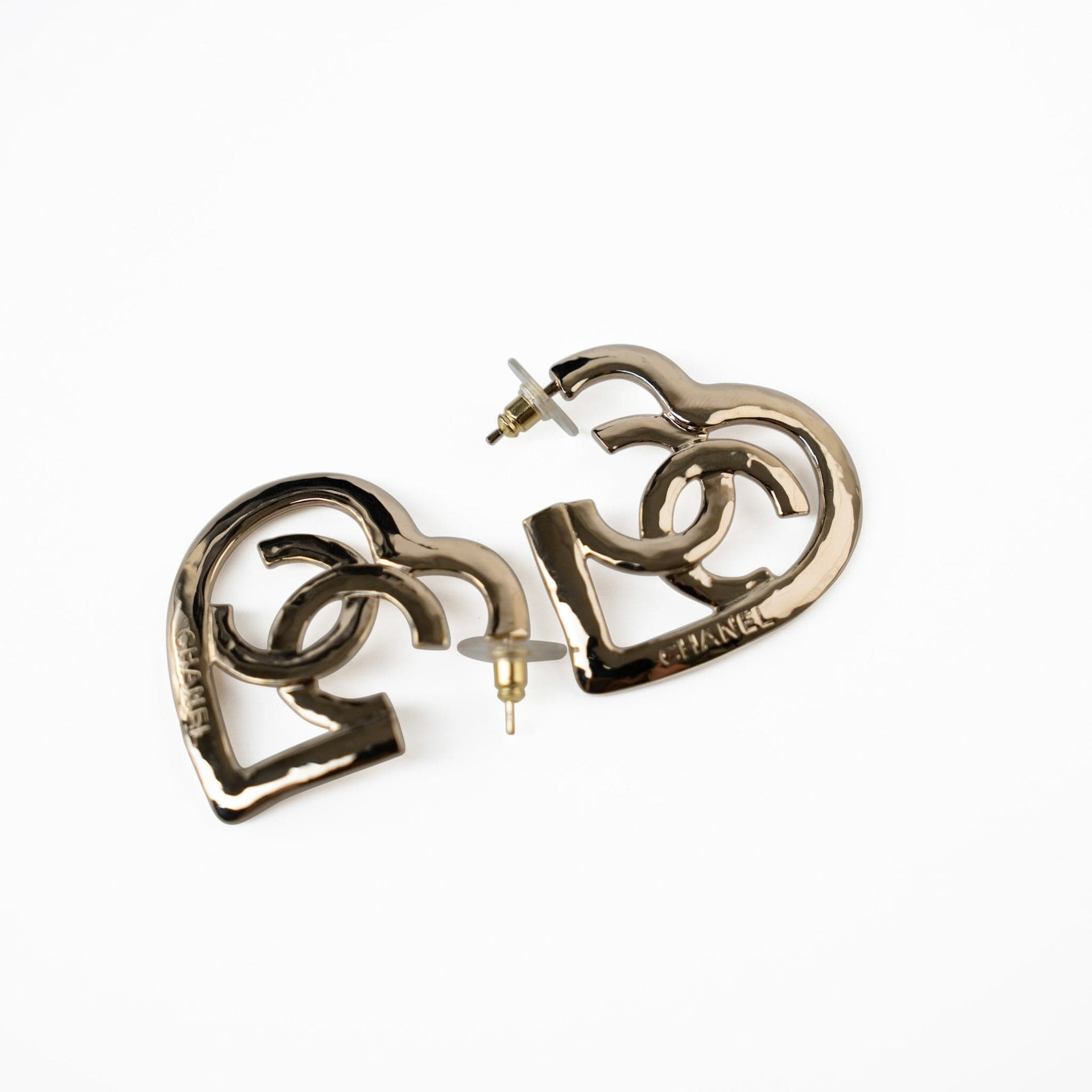 chanel leather heart earrings