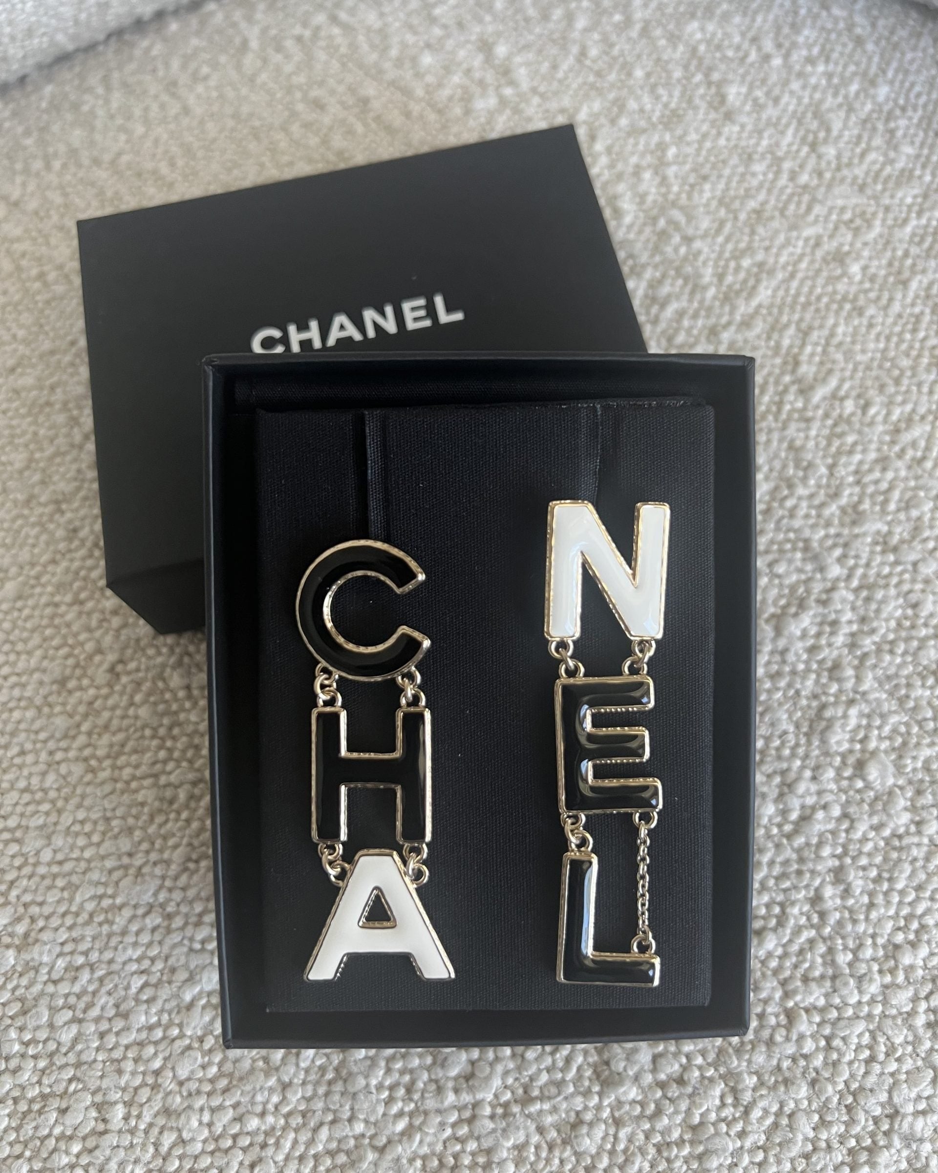 CHANEL Earrings Gold Cha-nel  Earrings Black, White and Gold - Redeluxe