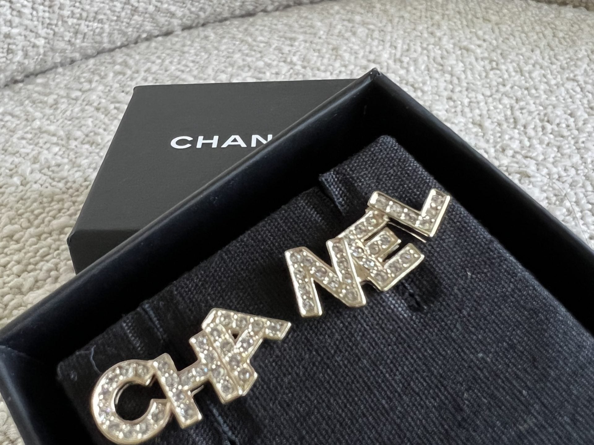 CHANEL Earrings Gold Cha-Nel Earrings - Redeluxe