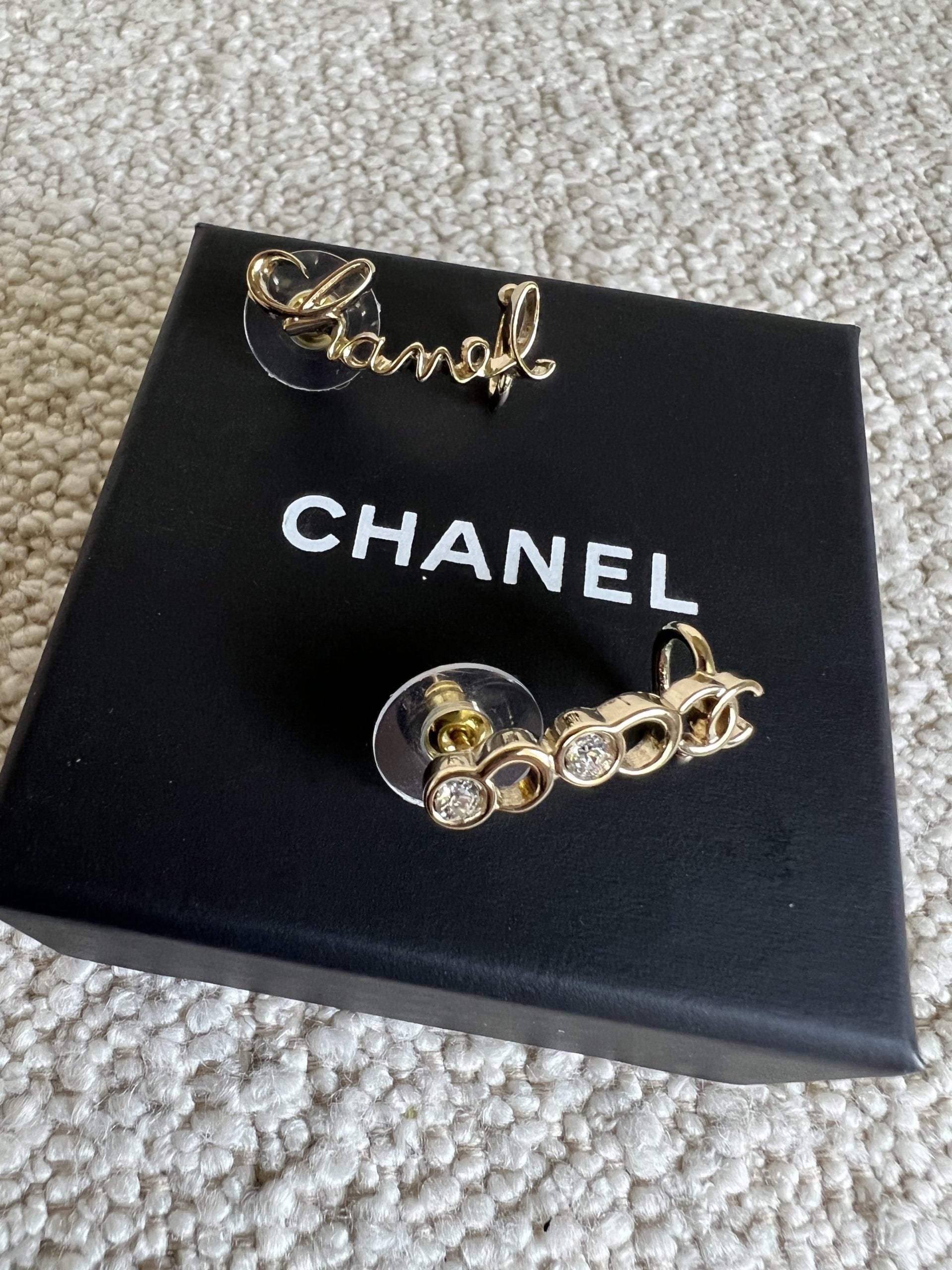 Chanel shop crystal earrings