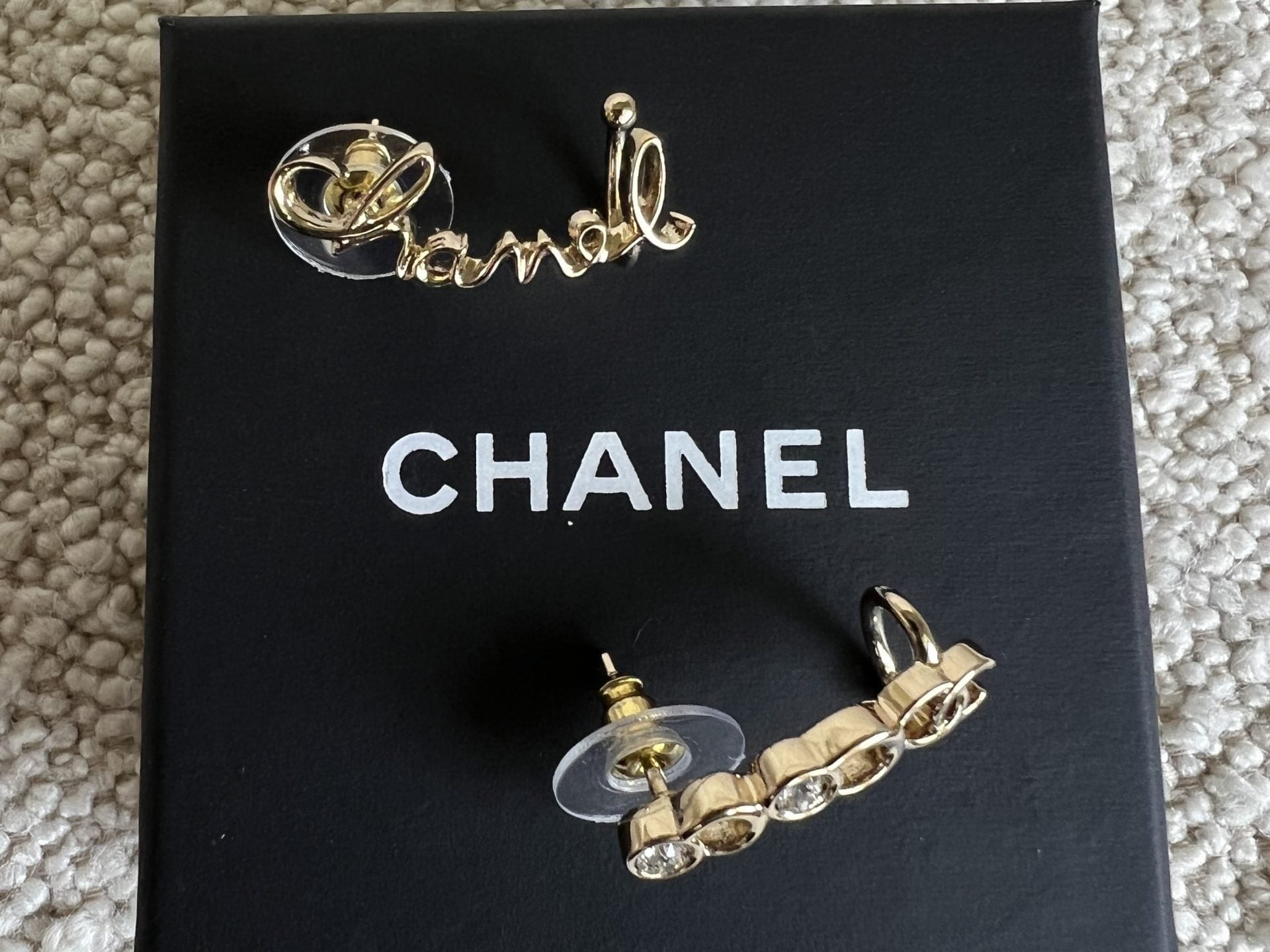 CHANEL Earrings Gold Chanel and Crystal Earrings Light Gold - Redeluxe