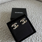 CHANEL Earrings Gold Chanel CC Multicolor/Pearly Earrings - Redeluxe