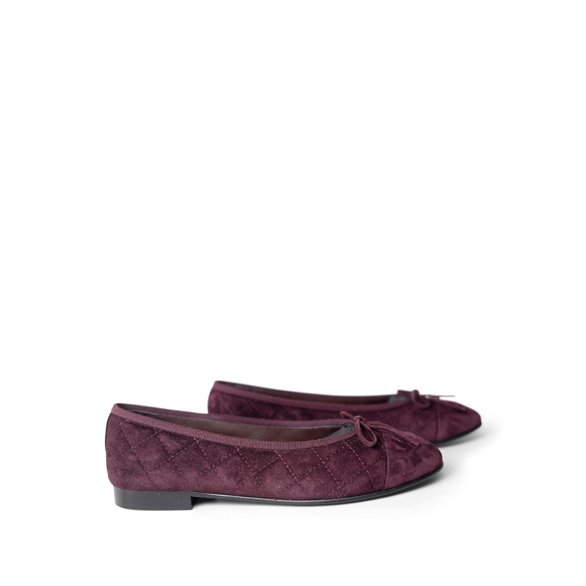 CHANEL Flats Purple 19K CC Suede Ballerina Flats Burgundy 35.5 / 5 - Redeluxe