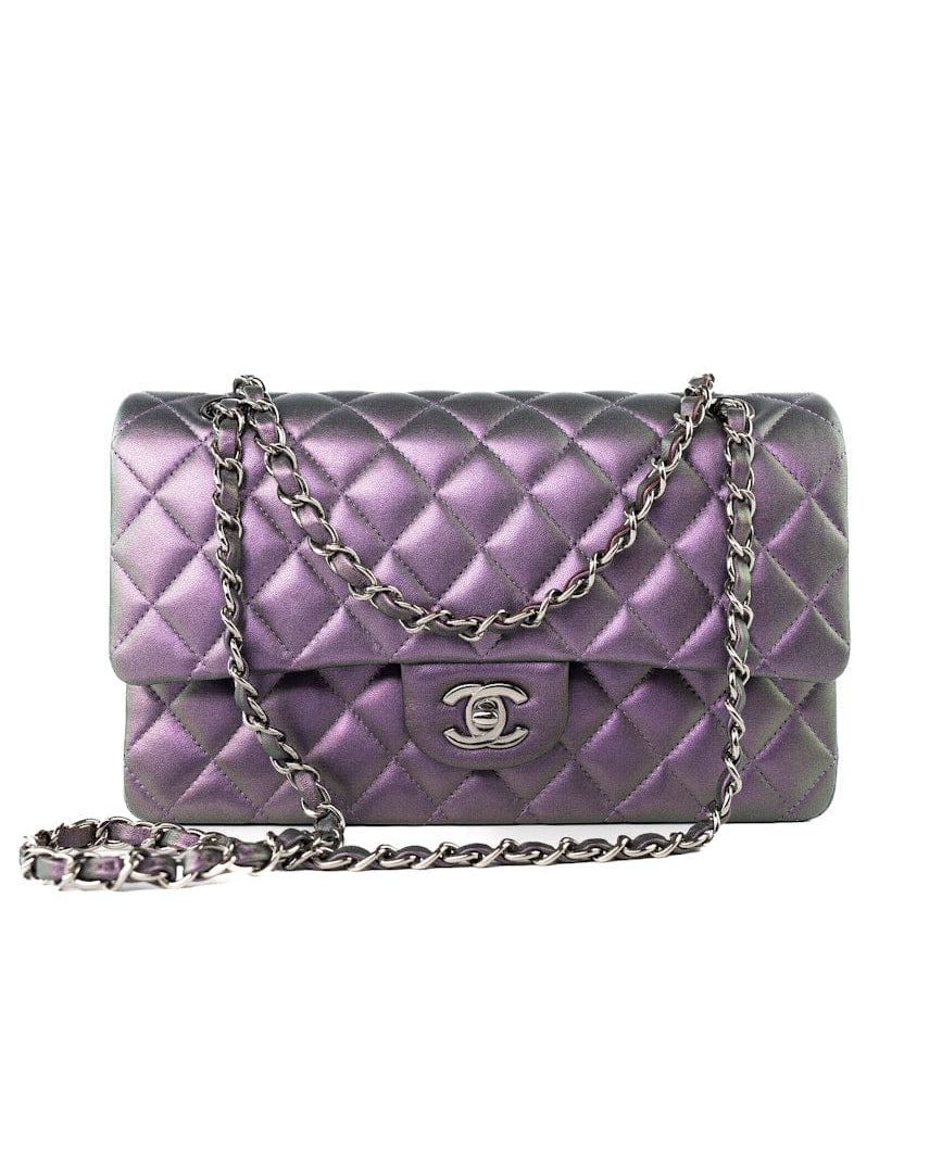 CHANEL Handbag 17S Purple Iridescent Lambskin Quilted Classic Flap Medium - Redeluxe