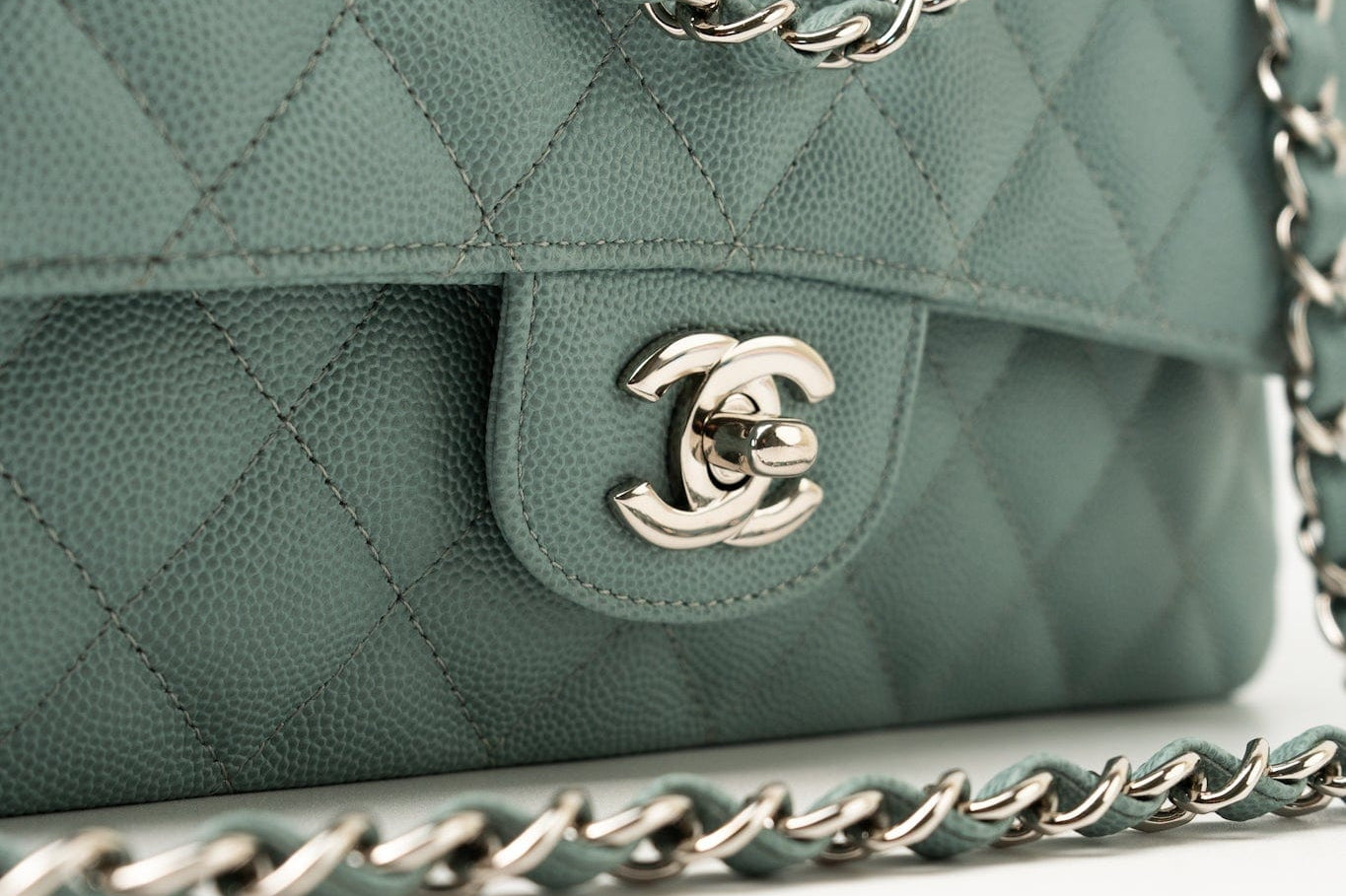 CHANEL Handbag 18C Light Blue Caviar Quilted Medium Classic Flap Edge Stitching Silver Hardware - Redeluxe