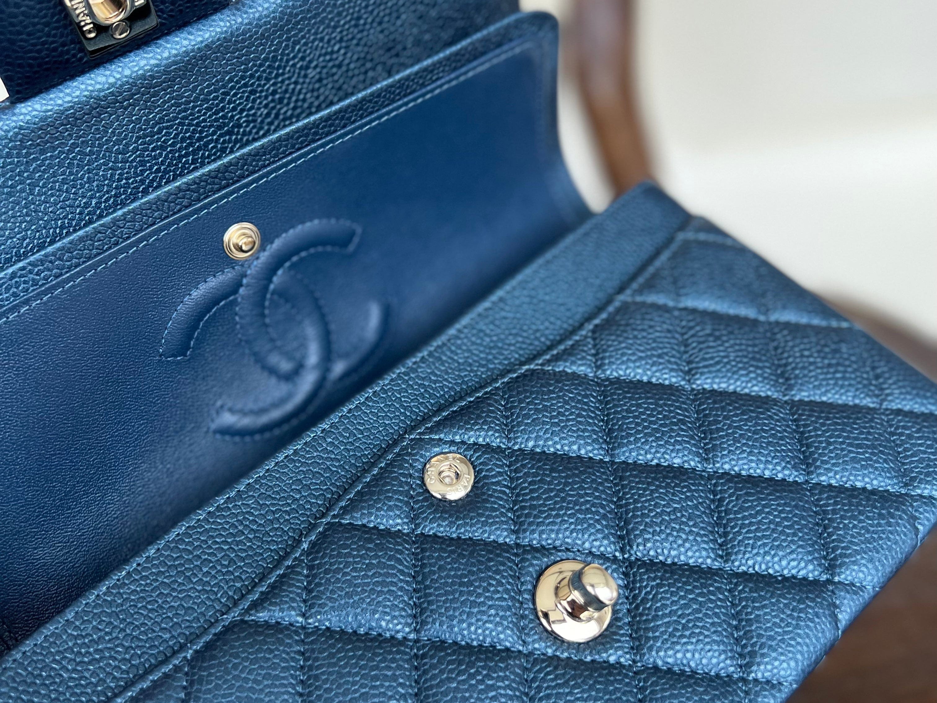 CHANEL Handbag 18S Dark Blue Caviar Quilted Classic Double Flap Light Gold Hardware - Redeluxe