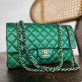CHANEL Handbag 18S Emerald Green Caviar Quilted Classic Flap Medium Light Gold Hardware - Redeluxe