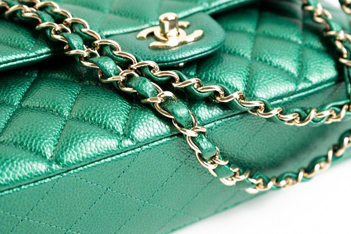 CHANEL Handbag 18S Emerald Green Caviar Quilted Classic Flap Medium Light Gold Hardware - Redeluxe