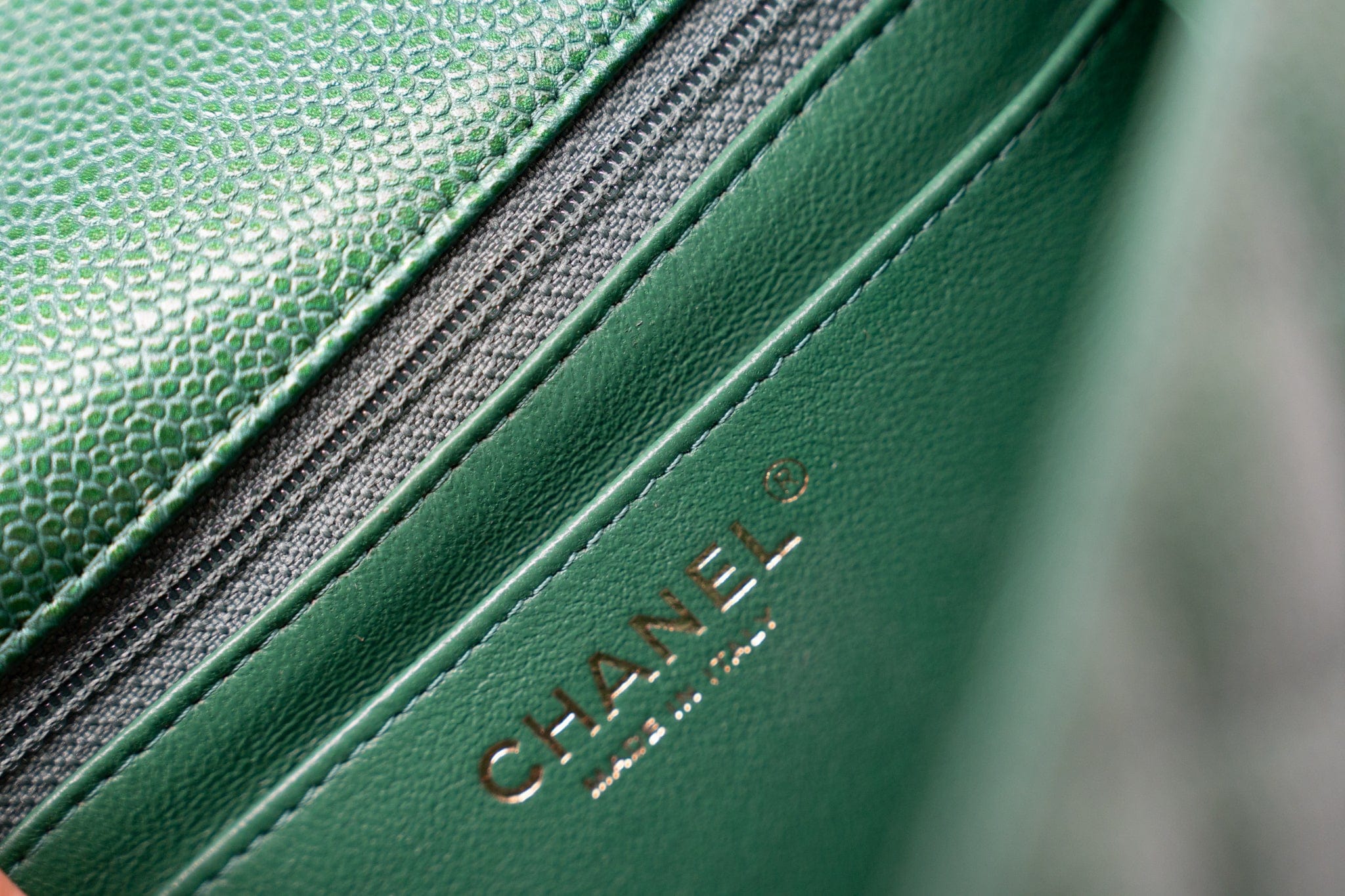 CHANEL Handbag 18S Emerald Green Caviar Quilted Mini Square Light Gold Hardware - Redeluxe