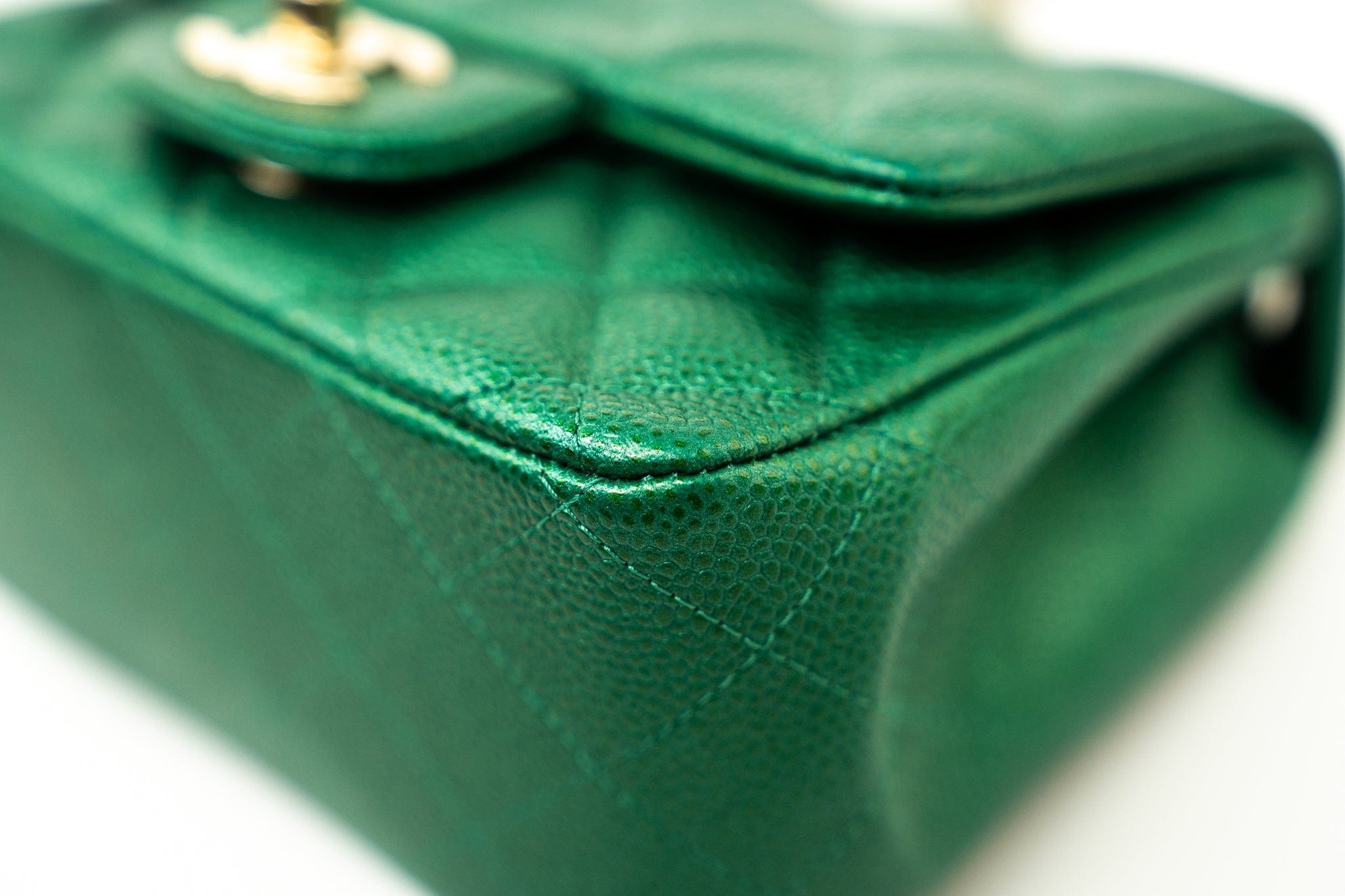 CHANEL Handbag 18S Emerald Green Caviar Quilted Mini Square Light Gold Hardware - Redeluxe