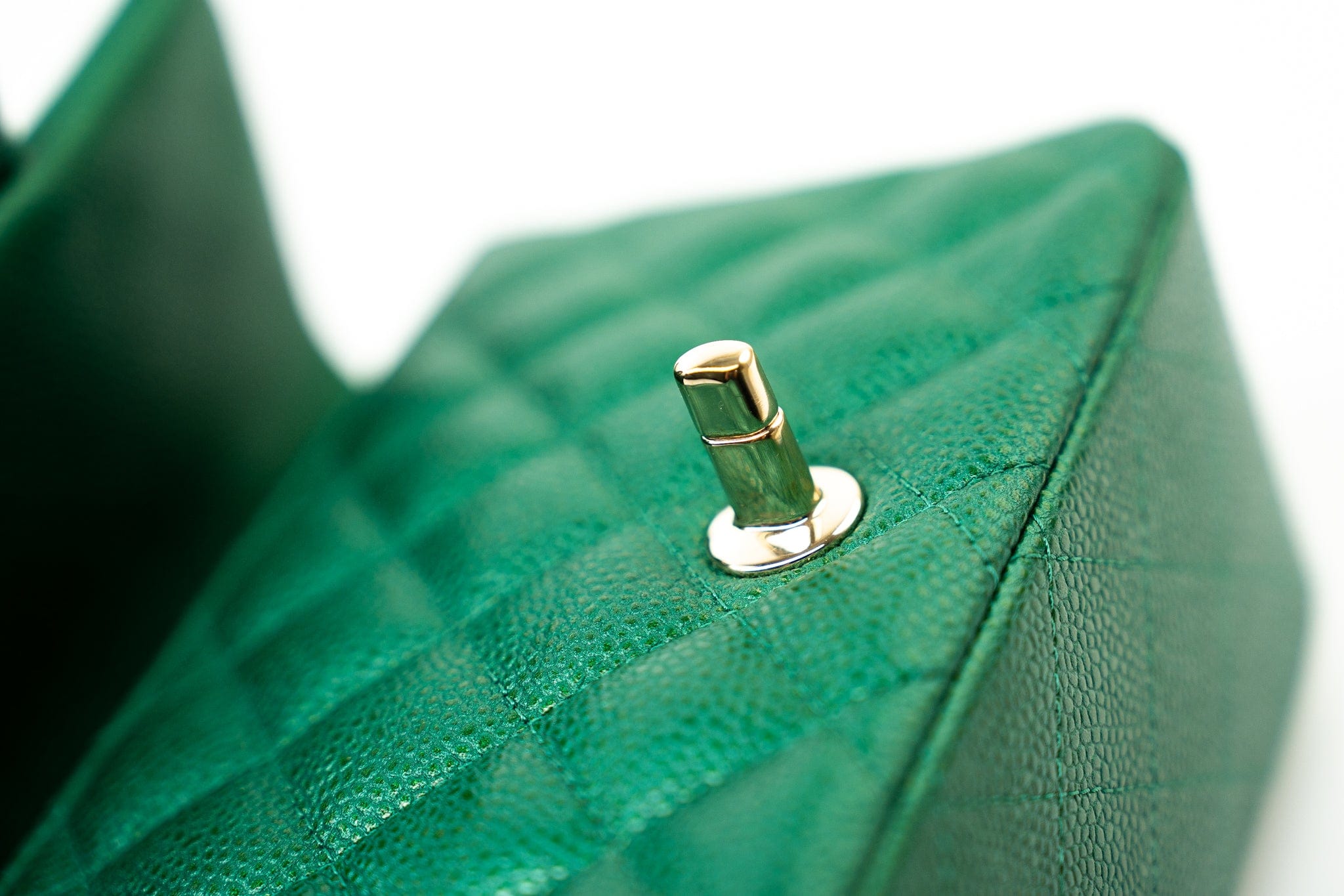 CHANEL Handbag 18S Emerald Green Caviar Quilted Mini Square Light Gold Hardware - Redeluxe