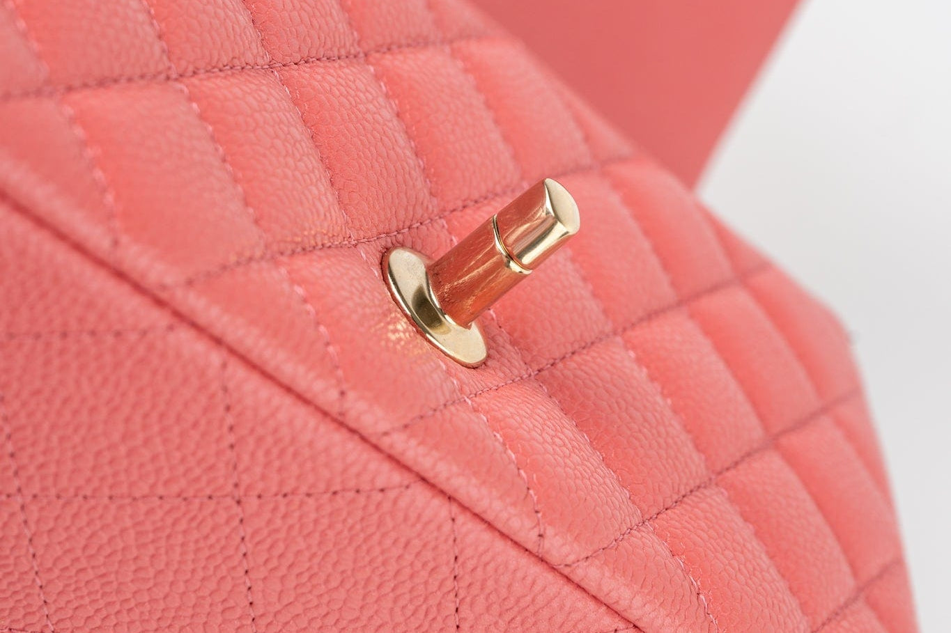CHANEL Handbag 18S Pink Caviar Quilted Mini Rectangular Flap Light Gold Hardware - Redeluxe
