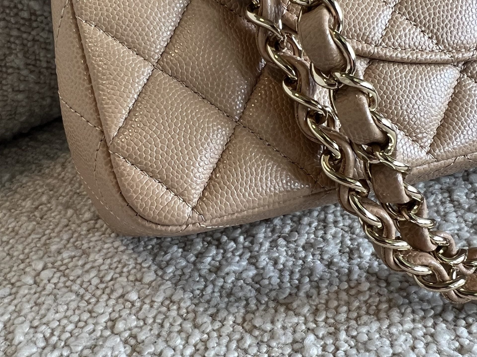 CHANEL Handbag 19B Dark Beige Caviar Quilted Classic Flap Medium LGHW - Redeluxe