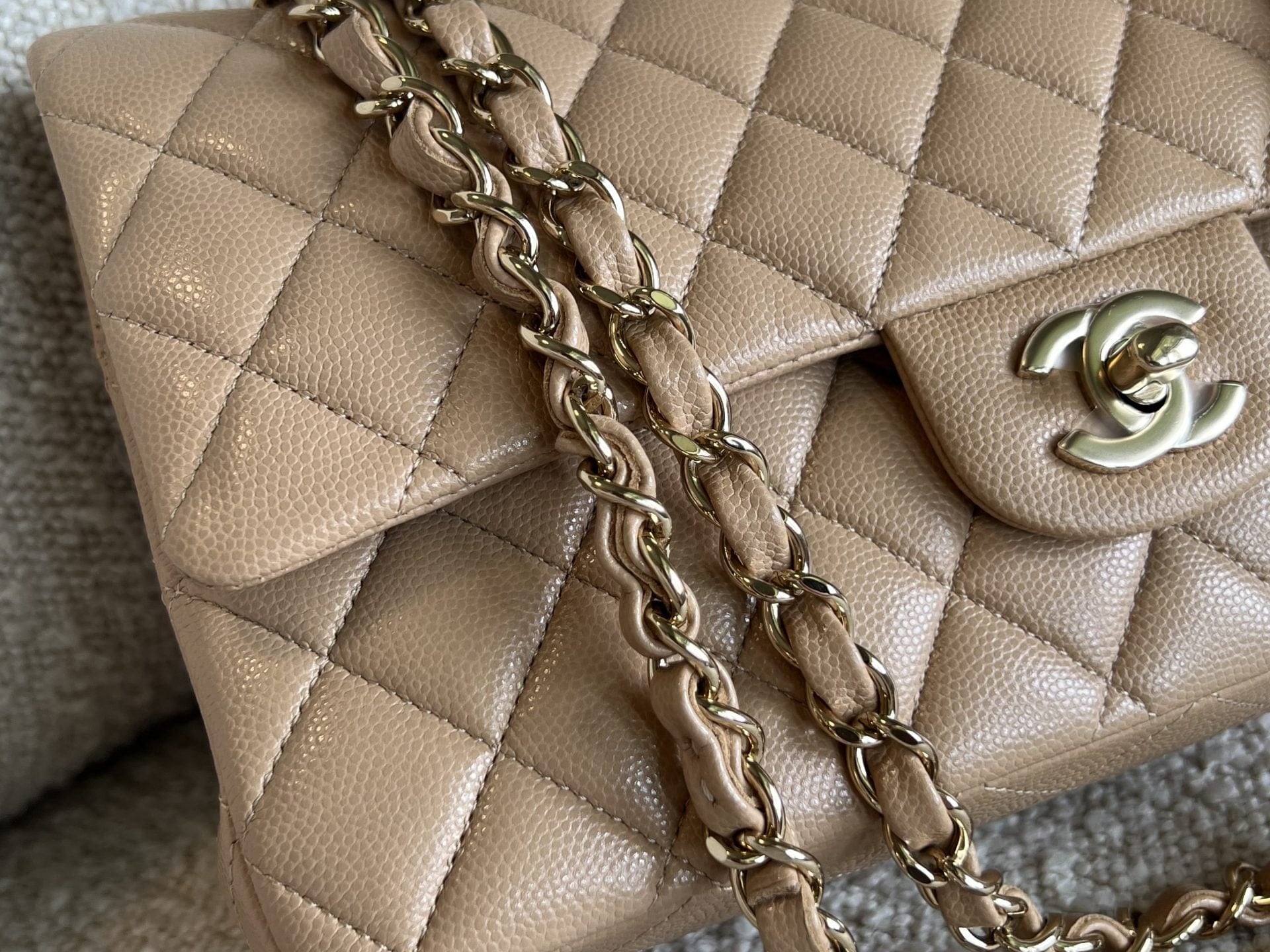 CHANEL Handbag 19B Dark Beige Caviar Quilted Classic Flap Medium LGHW - Redeluxe