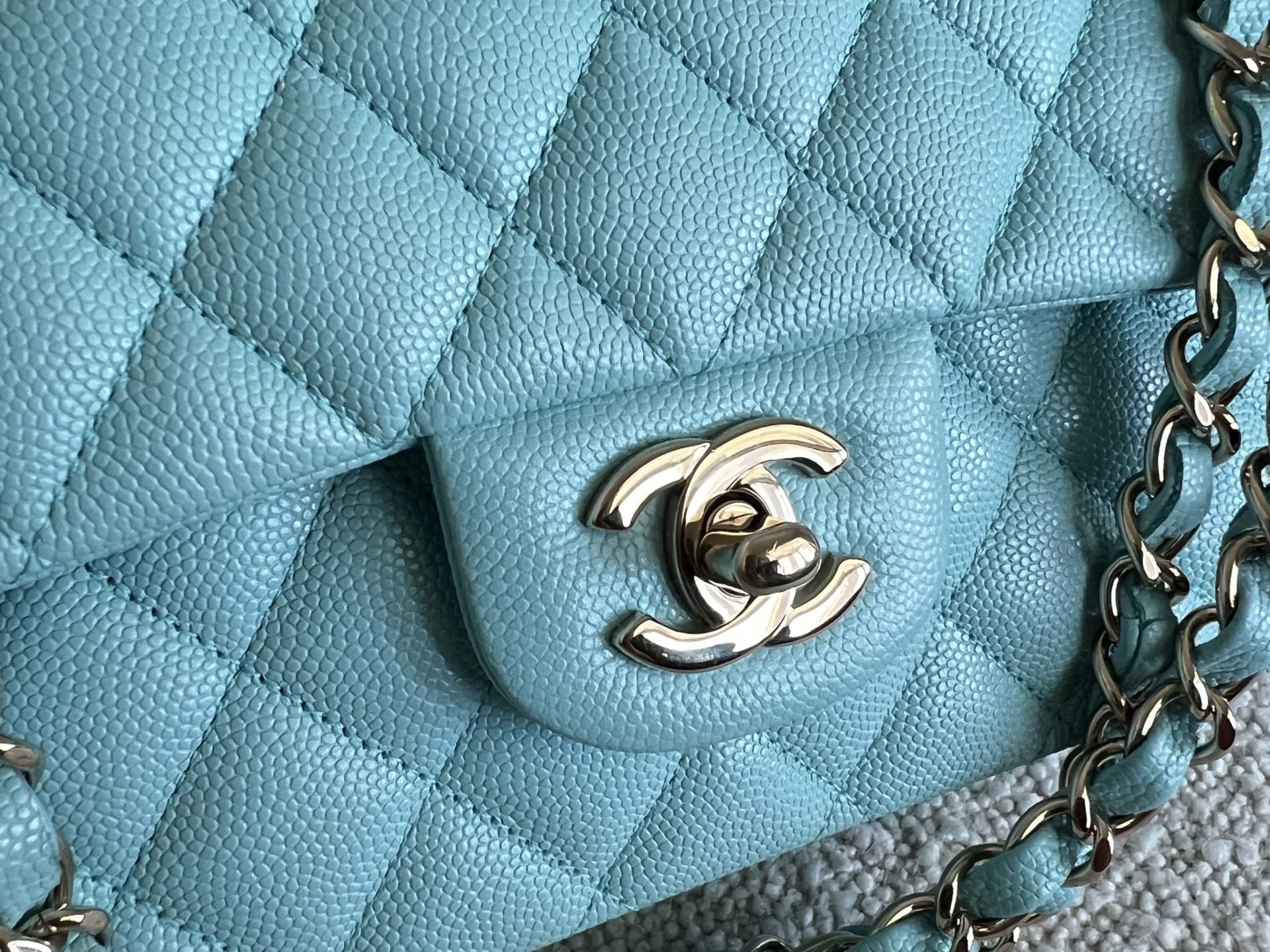 CHANEL Handbag 19C Tiffany Blue  Caviar Quilted Classic Flap Medium LGHW - Redeluxe