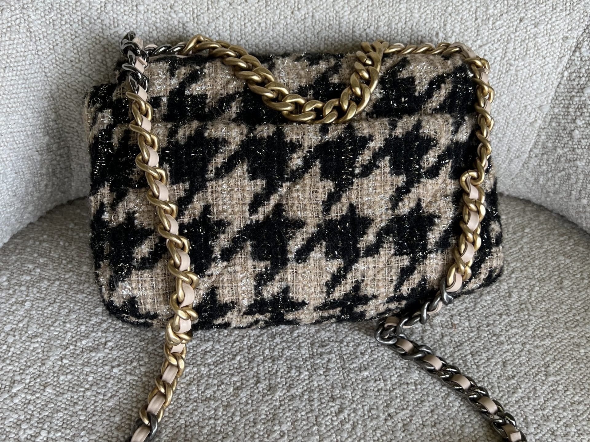 CHANEL Handbag 19K Houndstooth 19 Flap Beige/Black Small MHW - Redeluxe