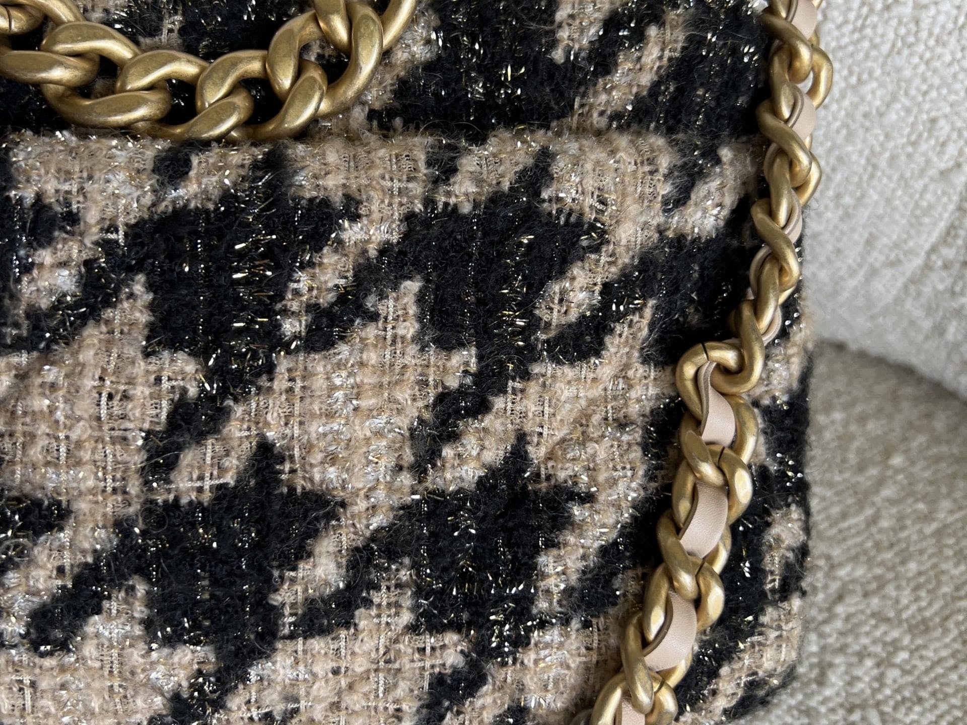 CHANEL Handbag 19K Houndstooth 19 Flap Beige/Black Small MHW - Redeluxe