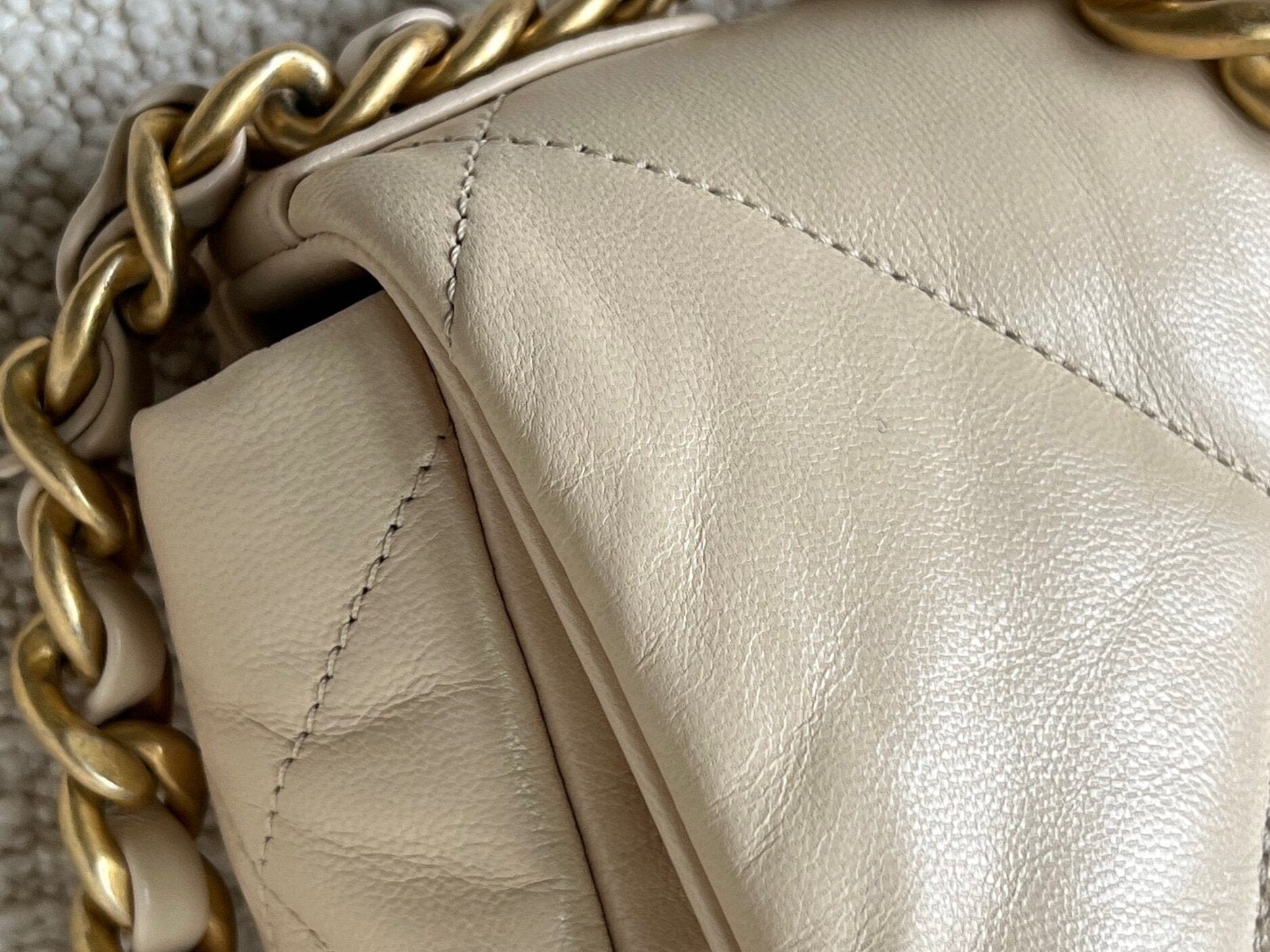 CHANEL Handbag 20A Small Beige Goatskin 19 Flap Mixed Hardware - Redeluxe