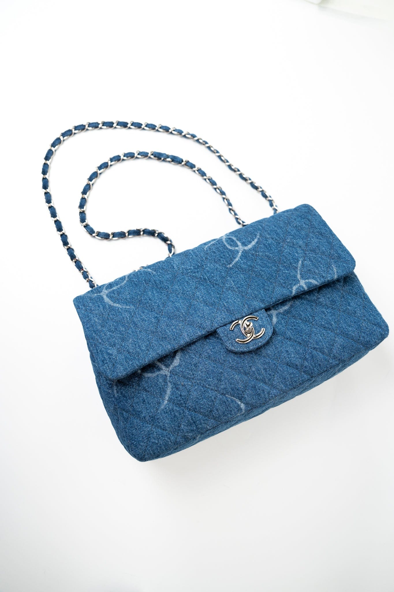 ★ JEDREFEB5★ Slant Flapback Blue j23bsh001bu Chanel Easy Flap Medium Blue Caviar - Luxe Du Jour