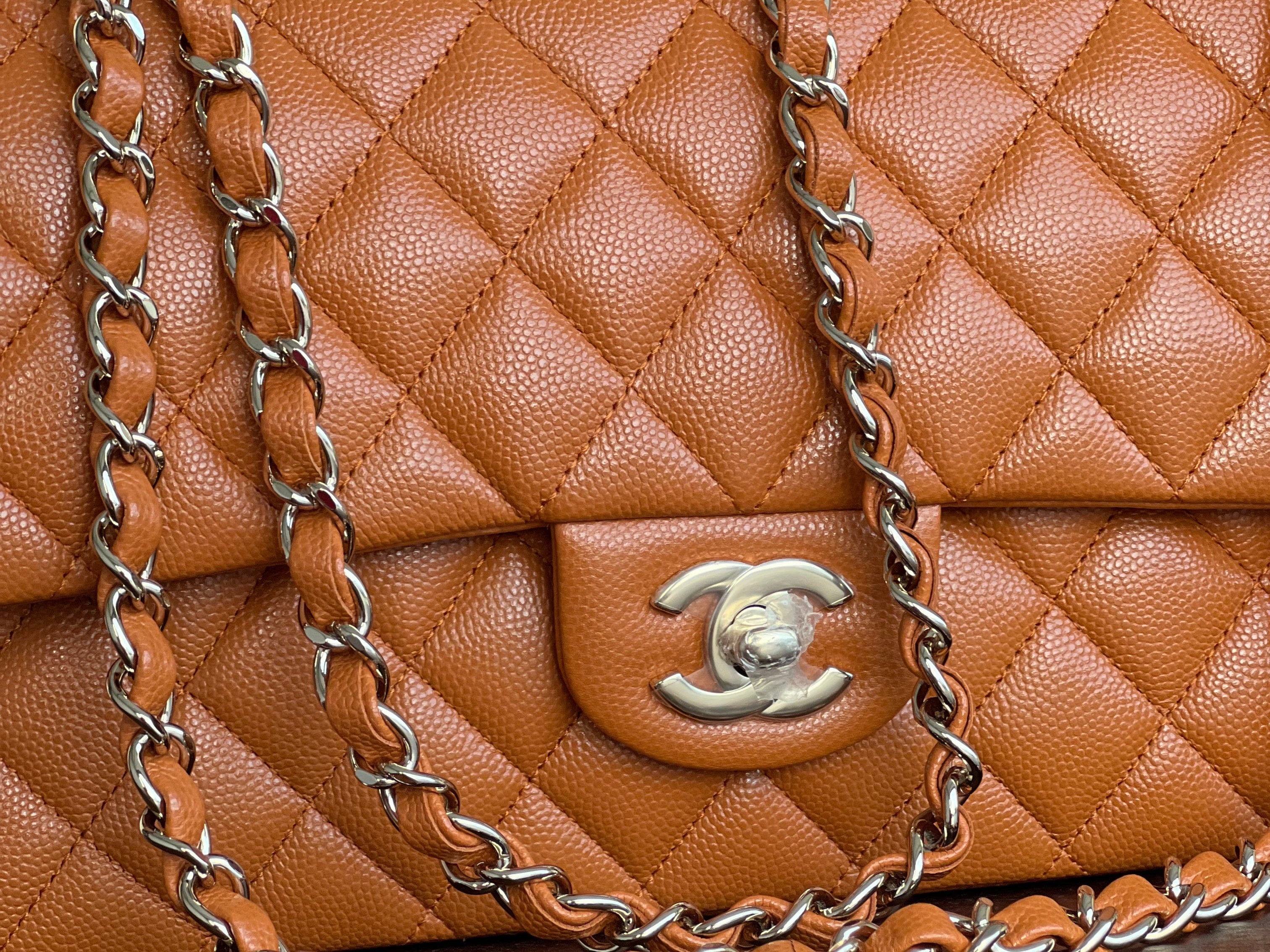 CHANEL Handbag 20B Ivory Caviar Quilted Classic Flap Medium Silver Hardware - Redeluxe