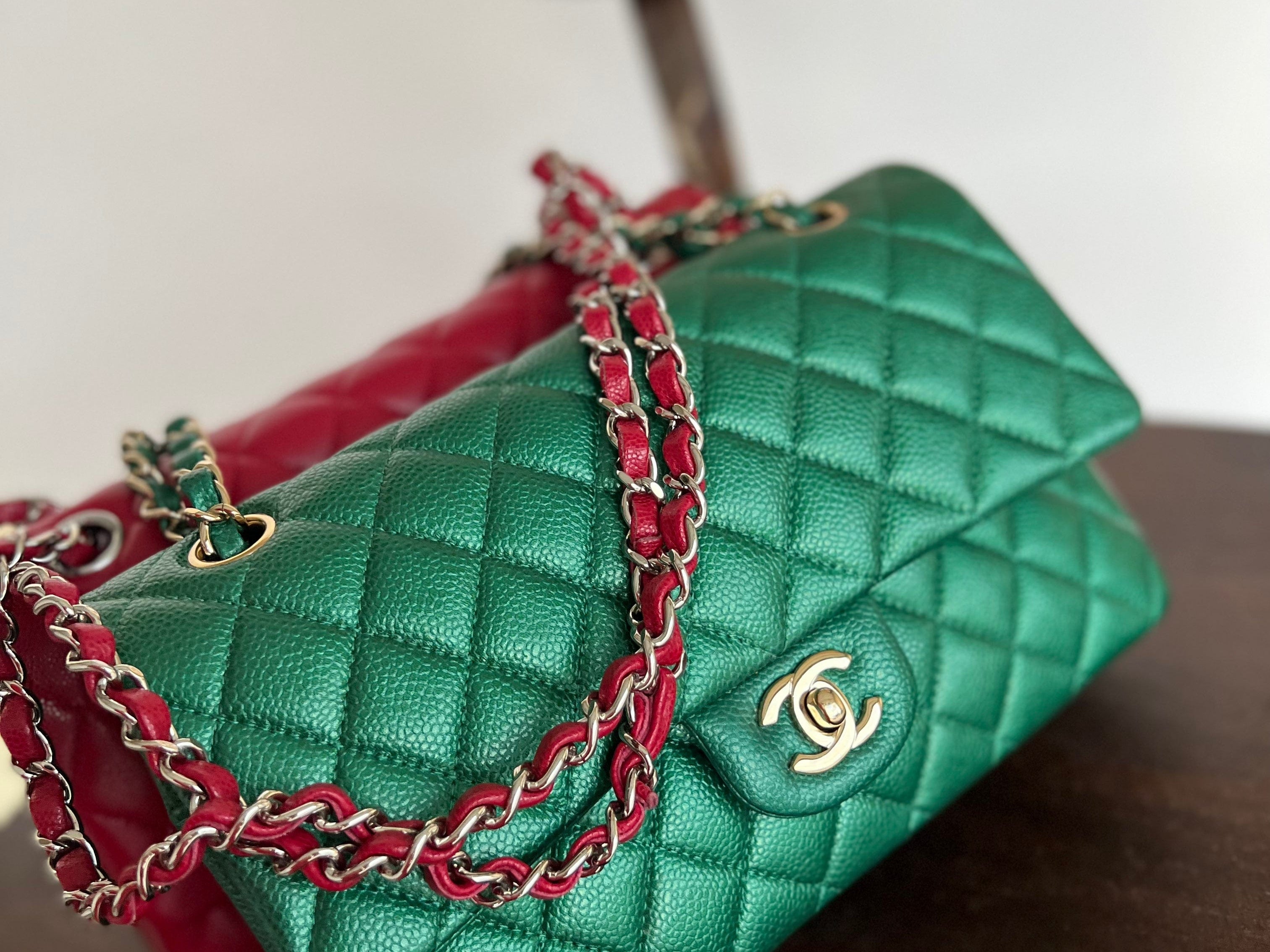 CHANEL Handbag 20B Ivory Caviar Quilted Classic Flap Medium Silver Hardware - Redeluxe