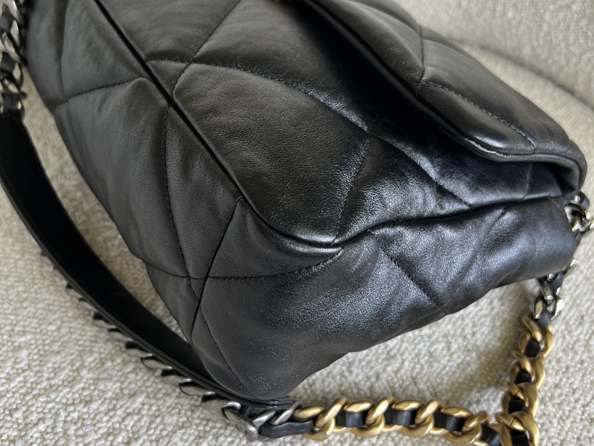 CHANEL Handbag 20C Black Lambskin Quilted 19 Flap Medium/Large Mixed Hardware - Redeluxe