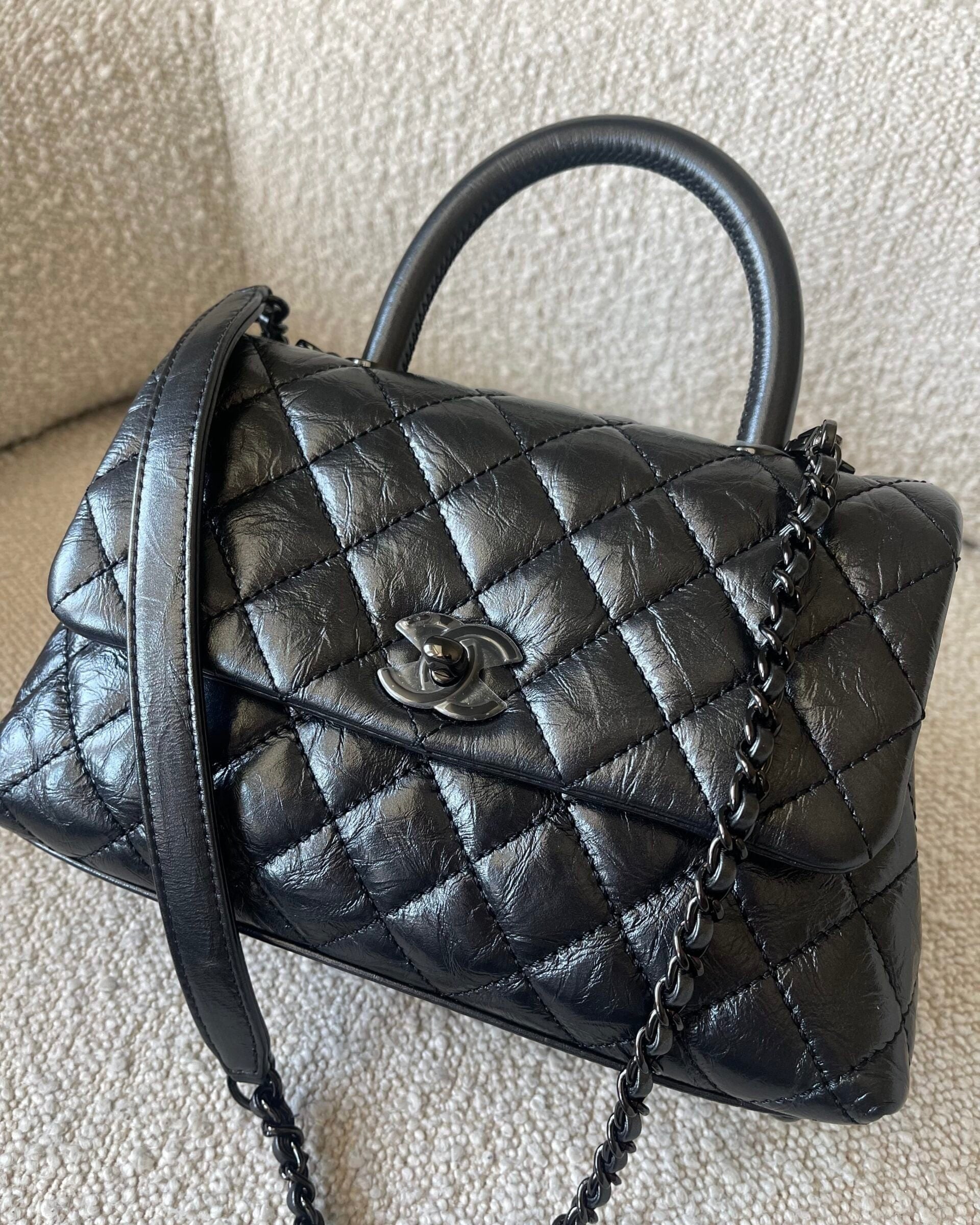 CHANEL Handbag 20P So Black Calfskin Quilted Coco Handle Small with Black Hardware - Redeluxe