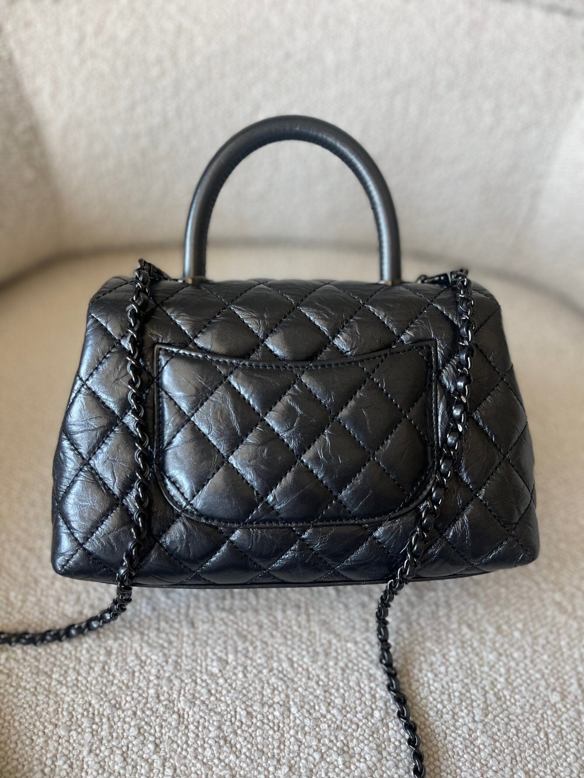 20P So Black Calfskin Quilted Coco Handle Small with Black