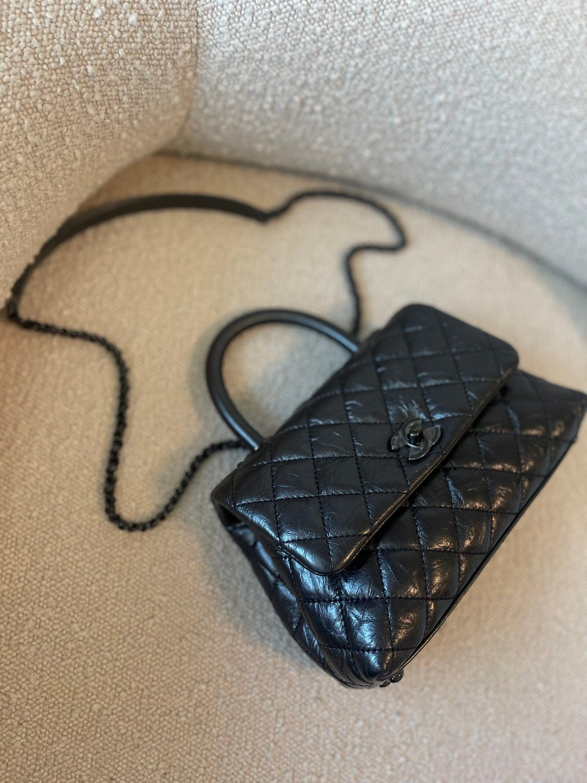 20P So Black Calfskin Quilted Coco Handle Small with Black
