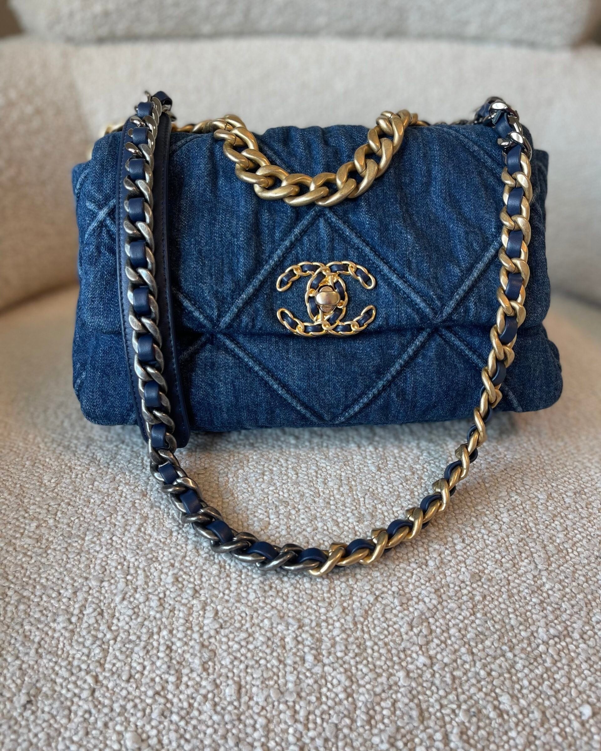 CHANEL Handbag 20S Blue Denim 19 Flap Quilted Small Mixed Hardware - Redeluxe