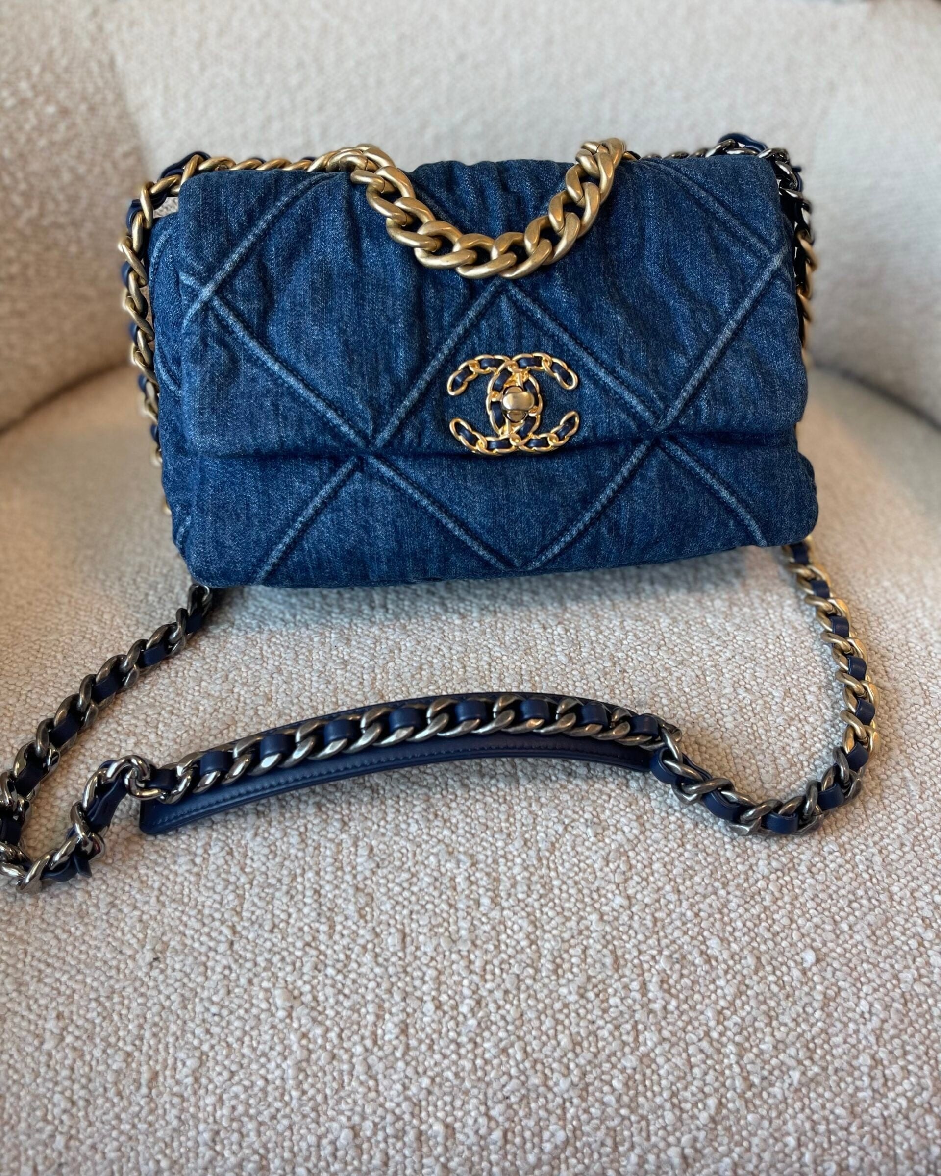 CHANEL Handbag 20S Blue Denim 19 Flap Quilted Small Mixed Hardware - Redeluxe