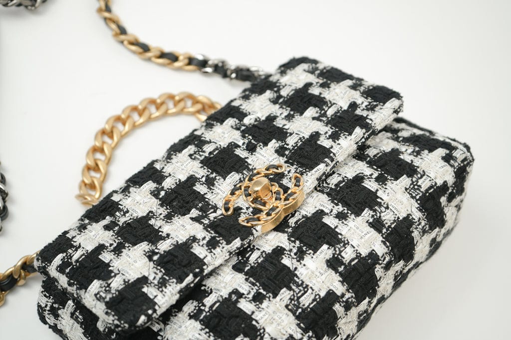 CHANEL Handbag 20S Ecru Black & White Tweed Quilted 19 Flap Small Mixed Hardware - Redeluxe