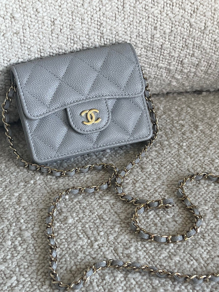21A Caviar Quilted Flap Card Holder On Chain Grey – REDELUXE