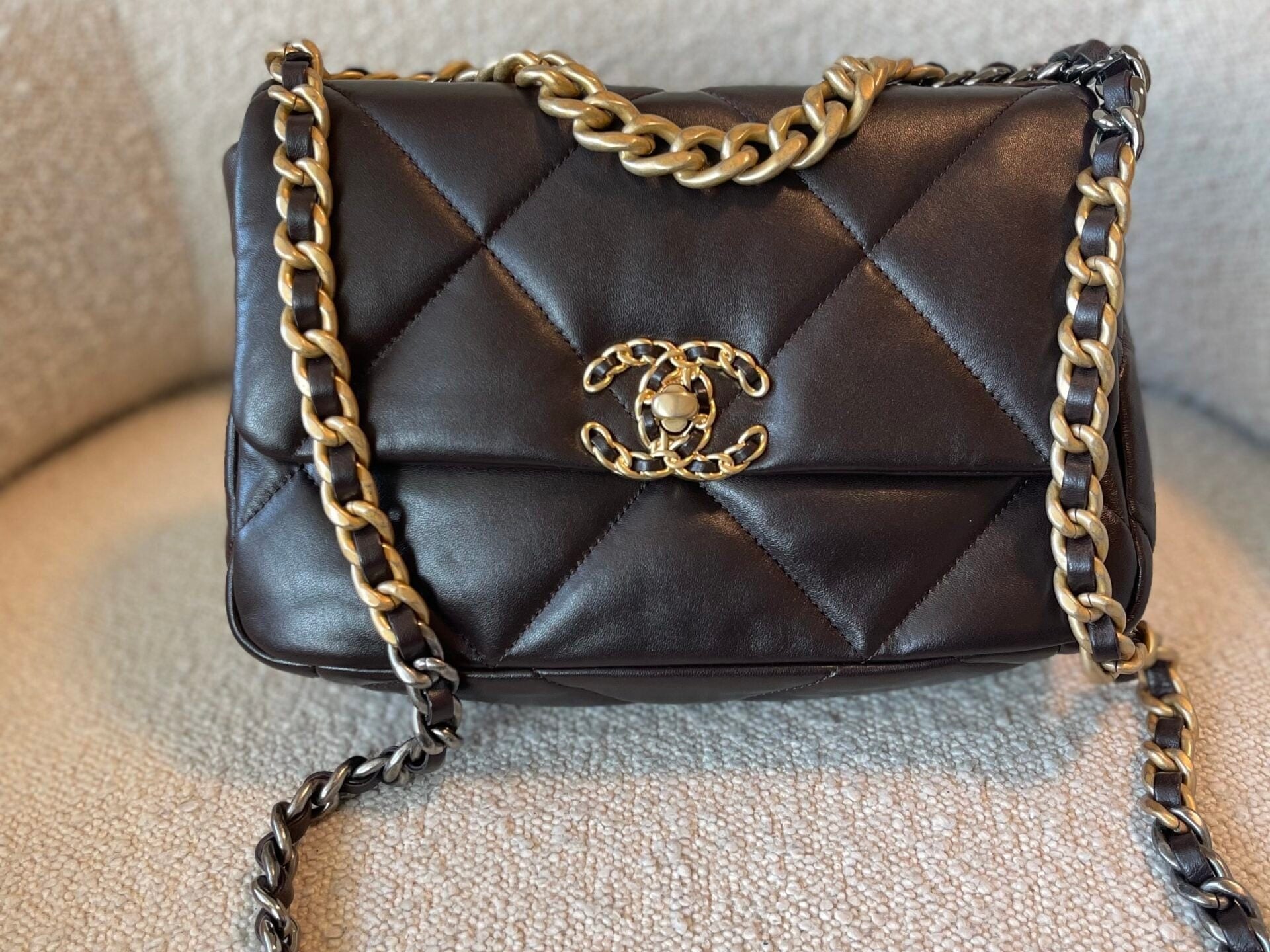 CHANEL Handbag 21A Dark Brown Lambskin Quilted 19 Flap Small MHW - Redeluxe