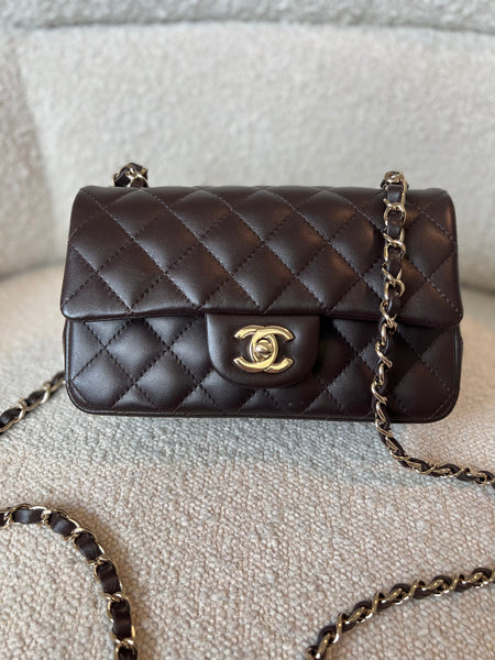 chanel-handbag-21a-dark-brown-