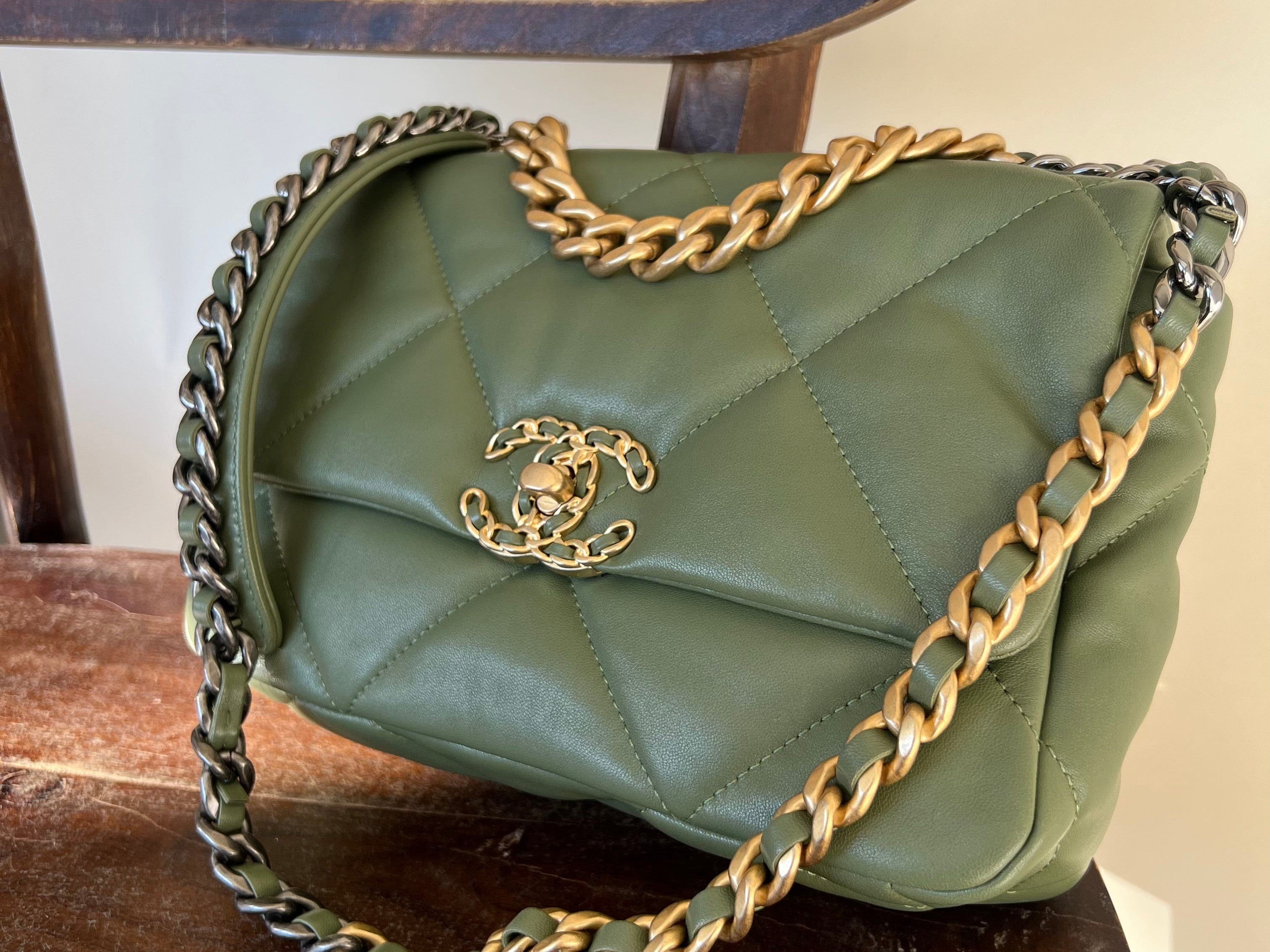 CHANEL Handbag 21B Military Green Lambskin Quilted 19 Flap Small Mixed Hardware - Redeluxe