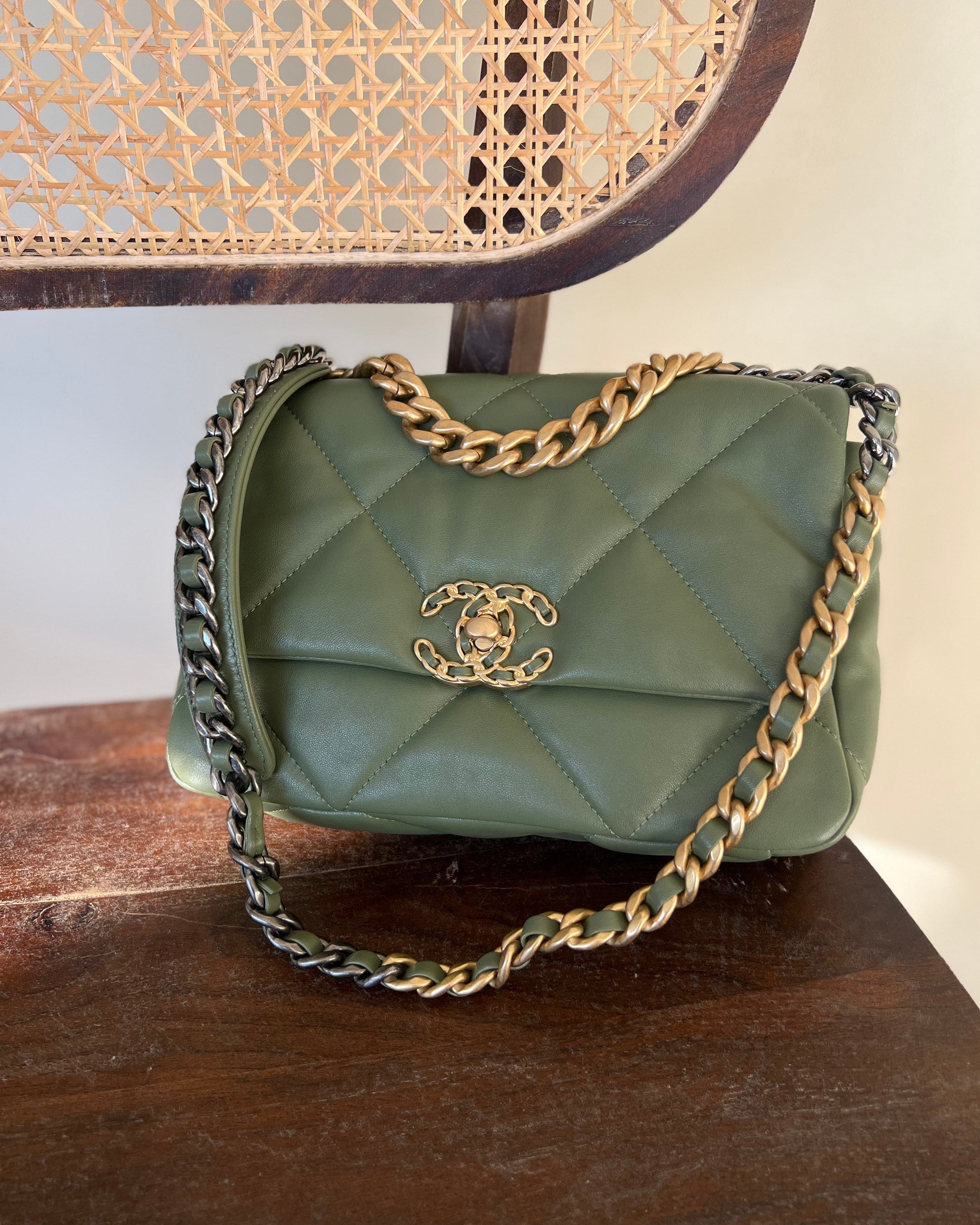 CHANEL Handbag 21B Military Green Lambskin Quilted 19 Flap Small Mixed Hardware - Redeluxe