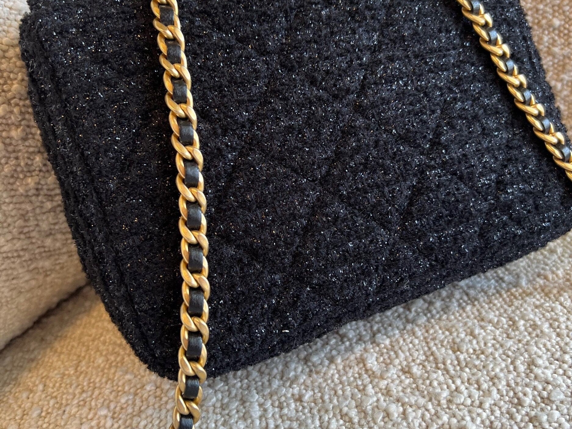 CHANEL Handbag 21K Black Symphony Tweed Single Flap Bag - Redeluxe
