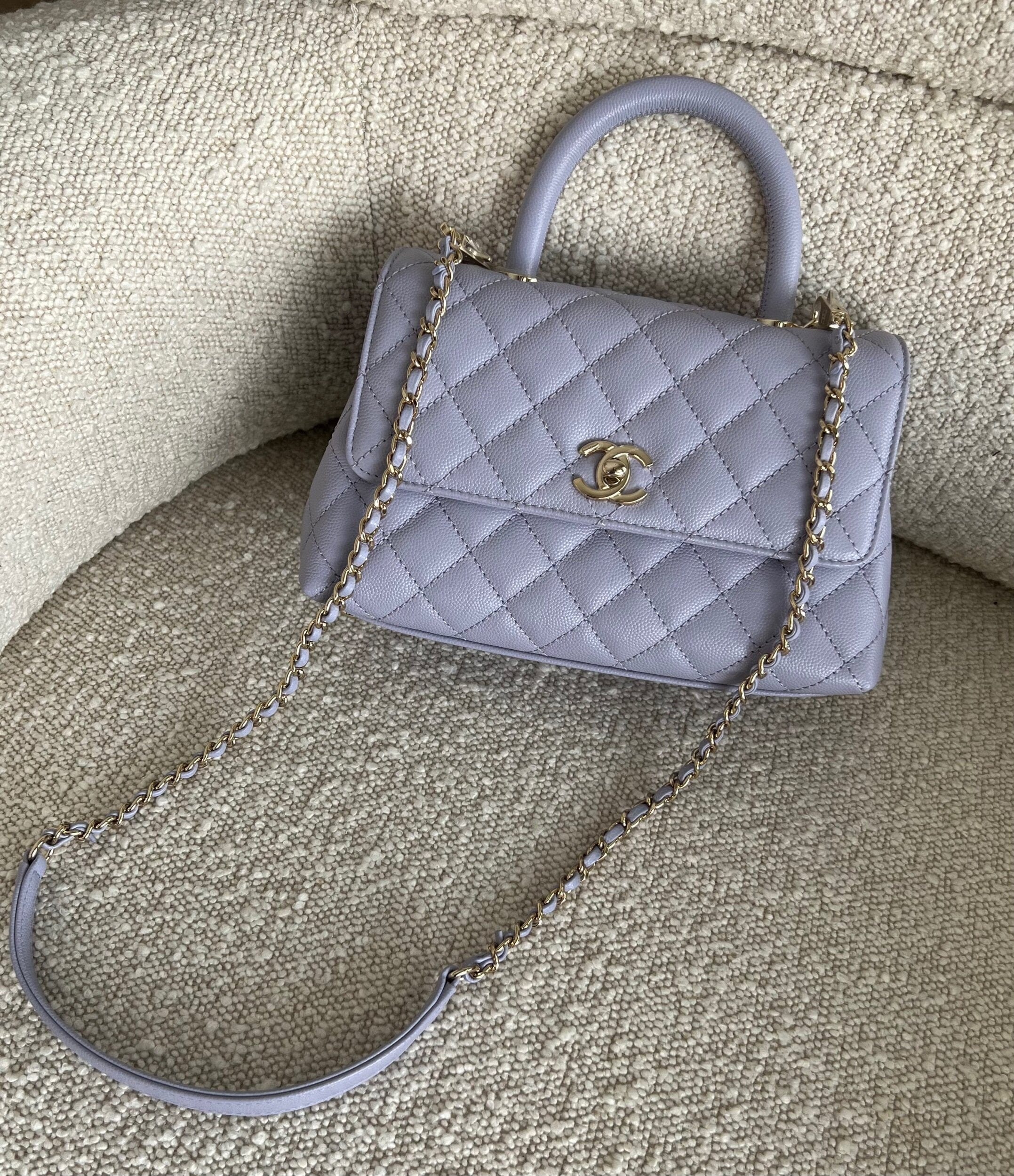 CHANEL Handbag 21K Quilted Coco Handle Lilac Caviar Small LGHW - Redeluxe