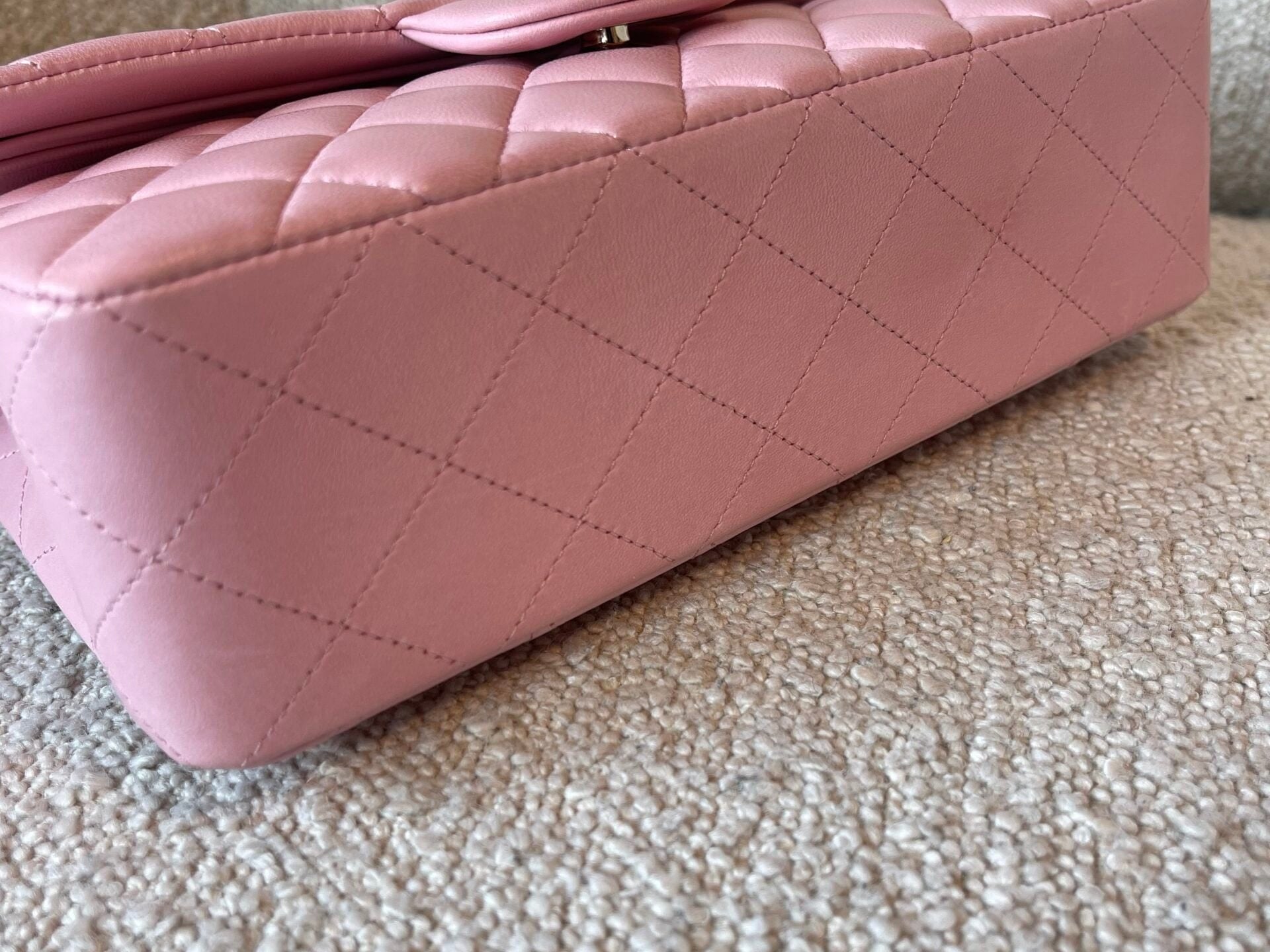 CHANEL Handbag 21S Light Pink Lambskin Quilted Classic Flap Small - Redeluxe