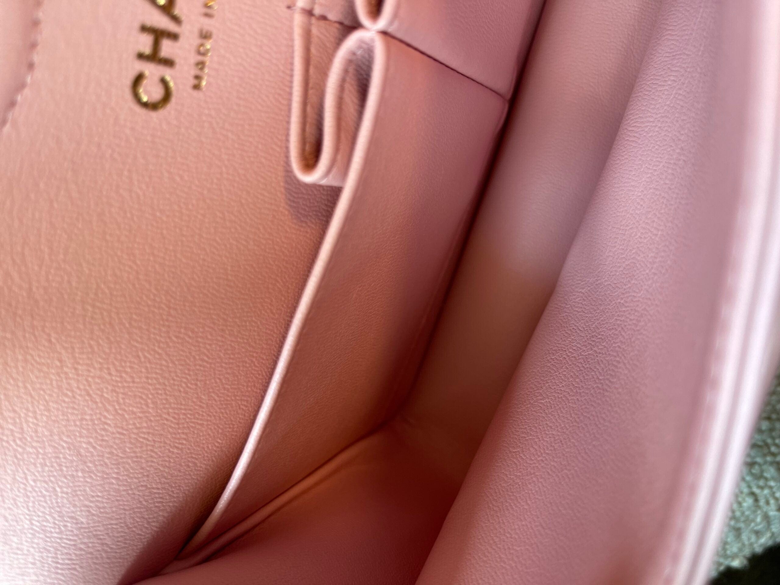 CHANEL Handbag 21S Light Pink Lambskin Quilted Classic Flap Small - Redeluxe