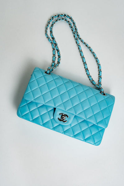 chanel-handbag-21s-neon-blue-