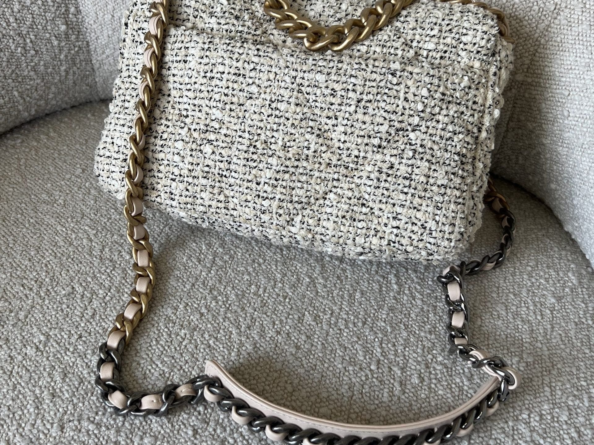 CHANEL Handbag 21S Oreo Tweed 19 Flap Small Mixed Hardware - Redeluxe