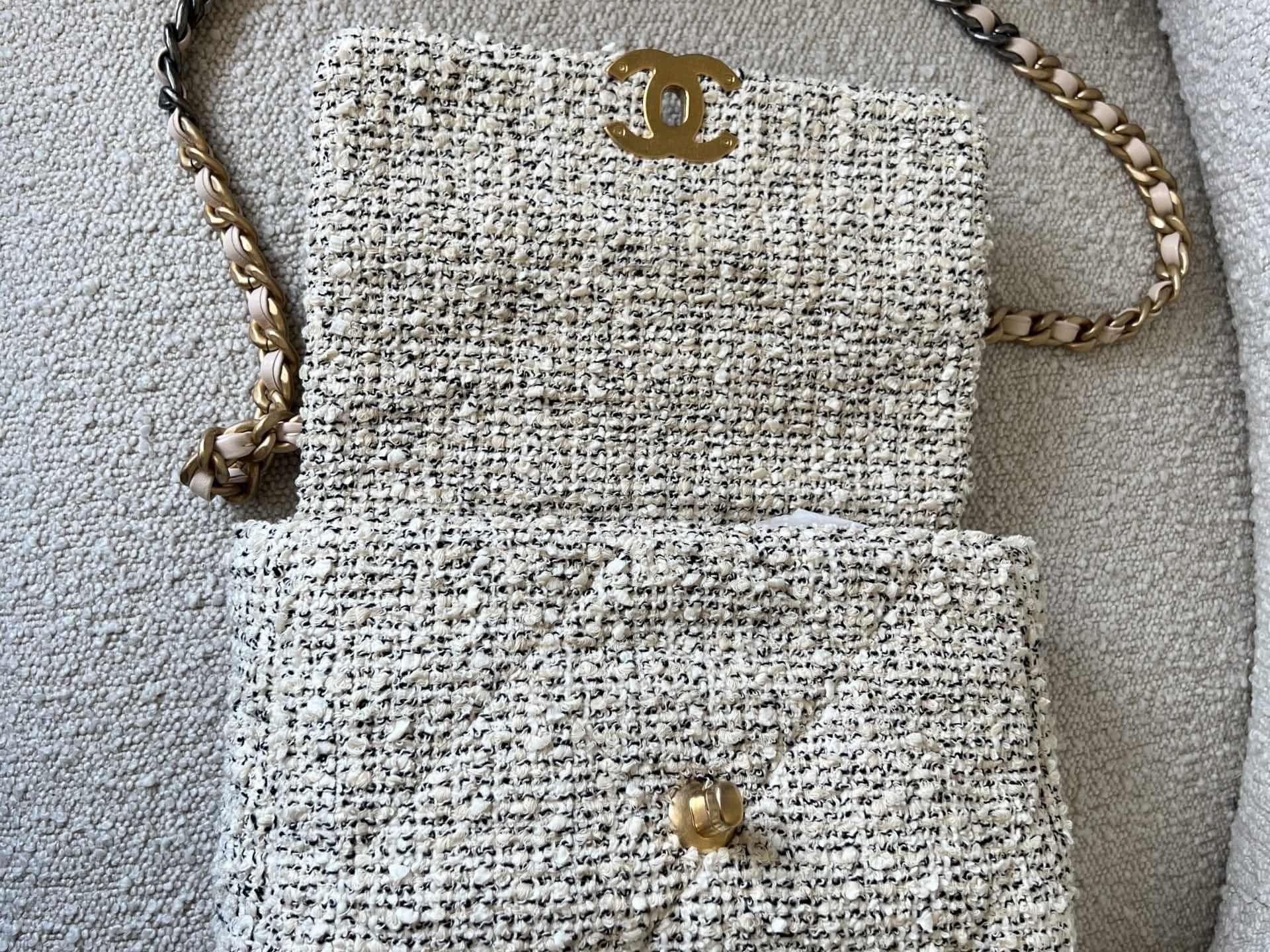 CHANEL Handbag 21S Oreo Tweed 19 Flap Small Mixed Hardware - Redeluxe