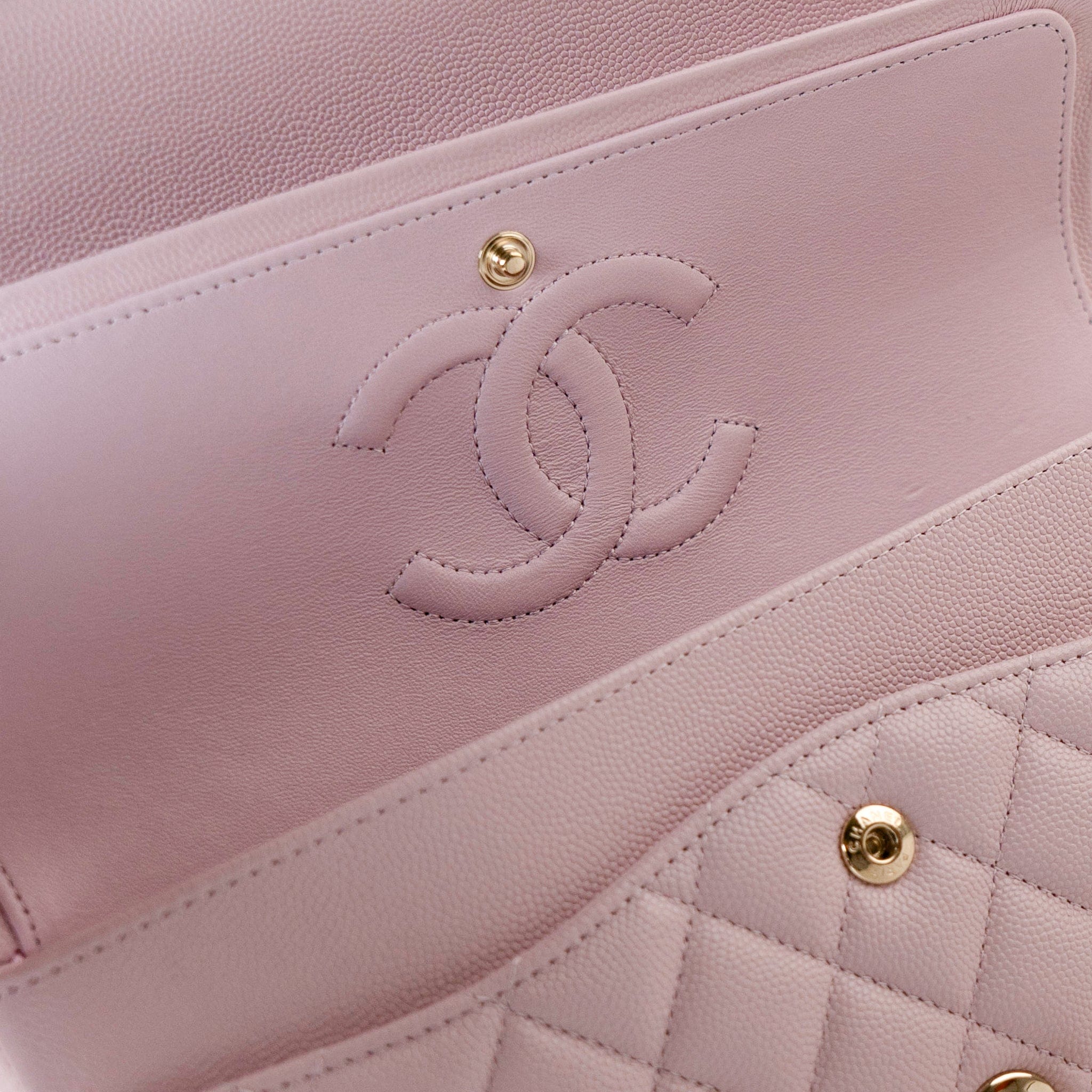 CHANEL Handbag 21S Pink Clair Caviar Classic Flap Quilted Medium LGHW - Redeluxe