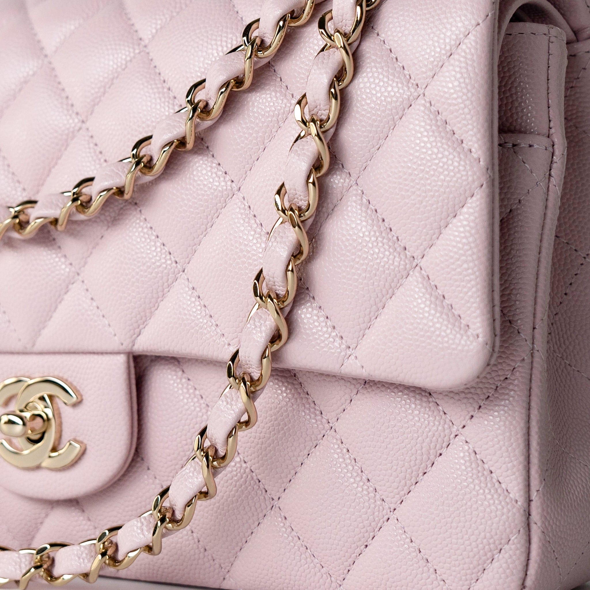 CHANEL Handbag 21S Pink Clair Caviar Classic Flap Quilted Medium LGHW - Redeluxe