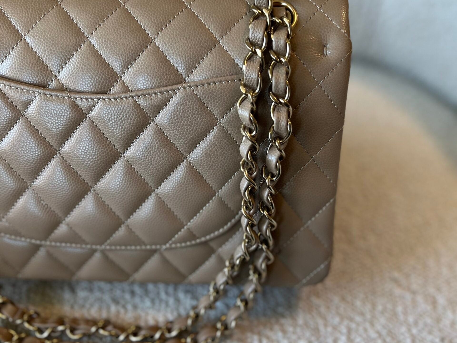 CHANEL Handbag 22A Dark Beige Caviar Quilted Classic Flap Medium LGHW - Redeluxe