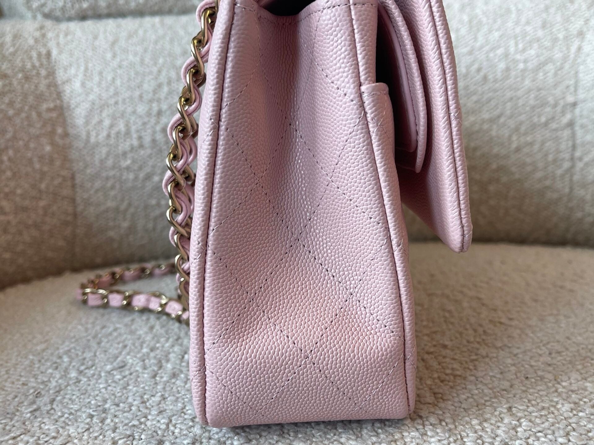 CHANEL Handbag 22B Rose Claire/ light pink Caviar Quilted Classic Double Flap Medium Light Gold Hardware - Redeluxe