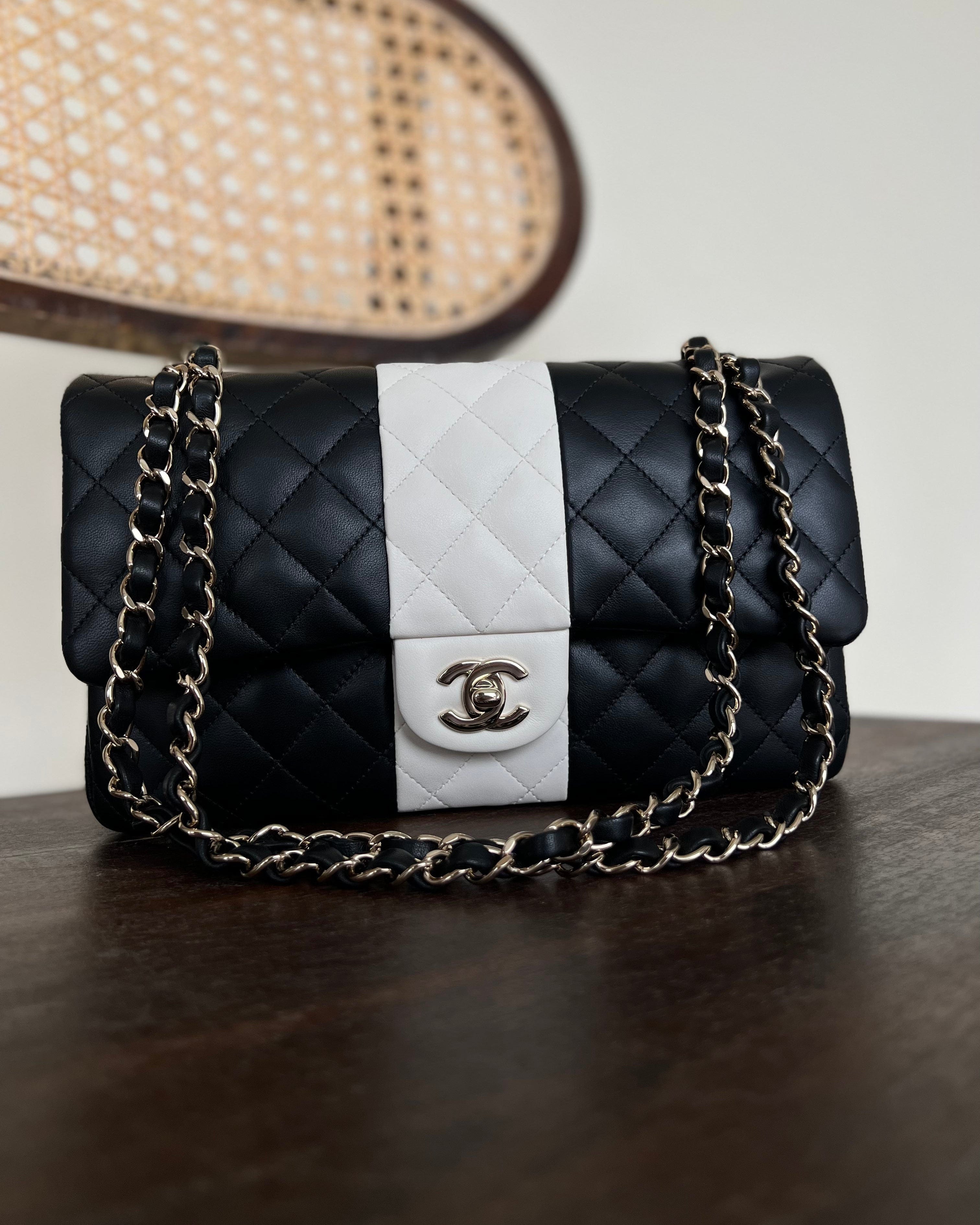 CHANEL Handbag 22C B&W Lambskin Quilted Classic Flap Medium LGHW - Redeluxe